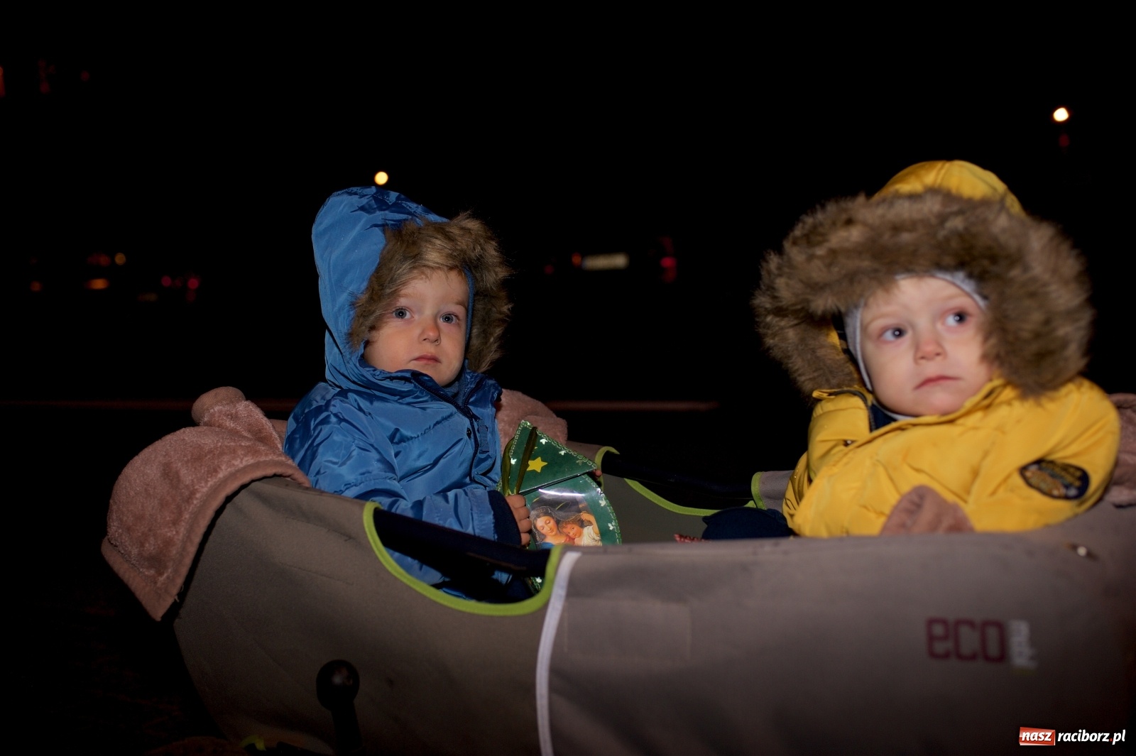 Zdjęcie w galerii na portalu naszraciborz.pl: Wielka radość w Tworkowie. Św. Marcin na koniu i trzysta pysznych rogali wiadomości z regionu