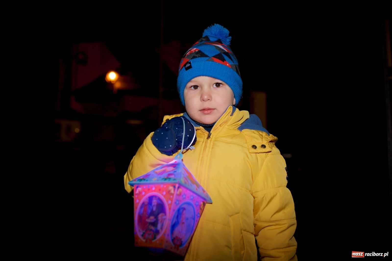 Zdjęcie w galerii na portalu naszraciborz.pl: Wielka radość w Tworkowie. Św. Marcin na koniu i trzysta pysznych rogali wiadomości z regionu