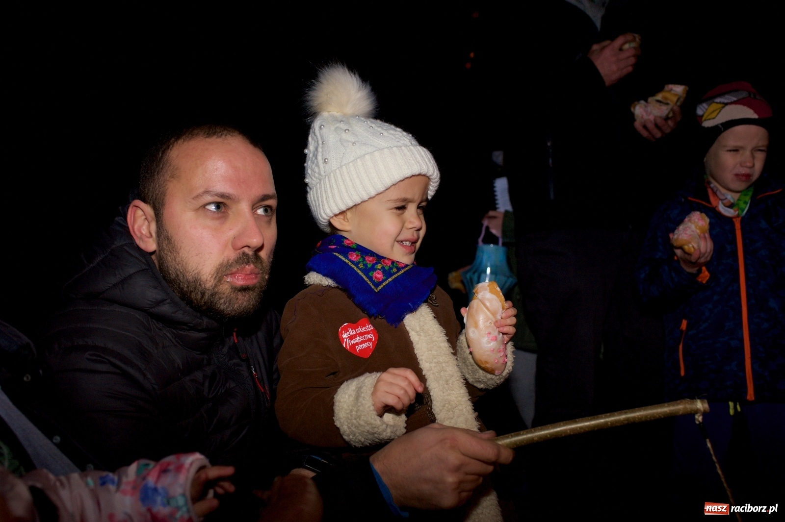 Zdjęcie w galerii na portalu naszraciborz.pl: Wielka radość w Tworkowie. Św. Marcin na koniu i trzysta pysznych rogali wiadomości z regionu