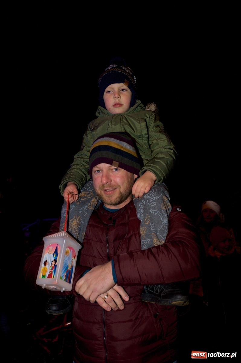 Zdjęcie w galerii na portalu naszraciborz.pl: Wielka radość w Tworkowie. Św. Marcin na koniu i trzysta pysznych rogali wiadomości z regionu