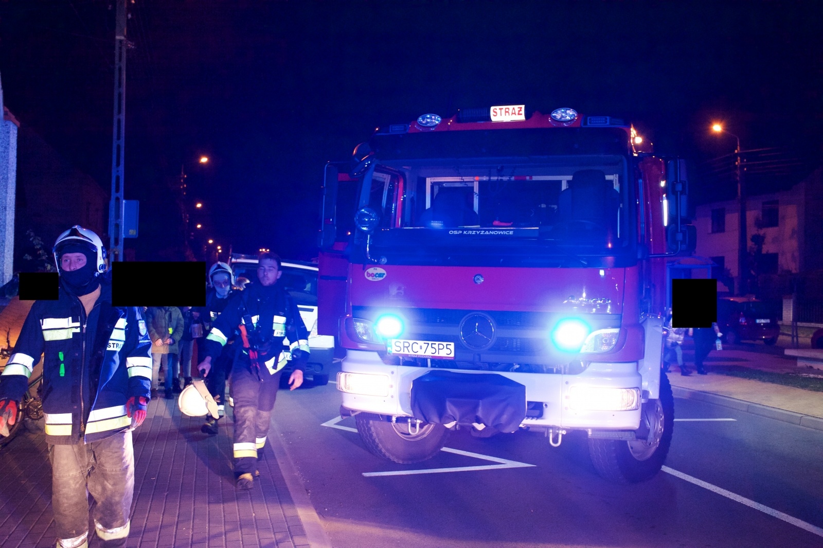 Zdjęcie w galerii na portalu naszraciborz.pl: Pożar drewna w domu w Tworkowie wiadomości z regionu