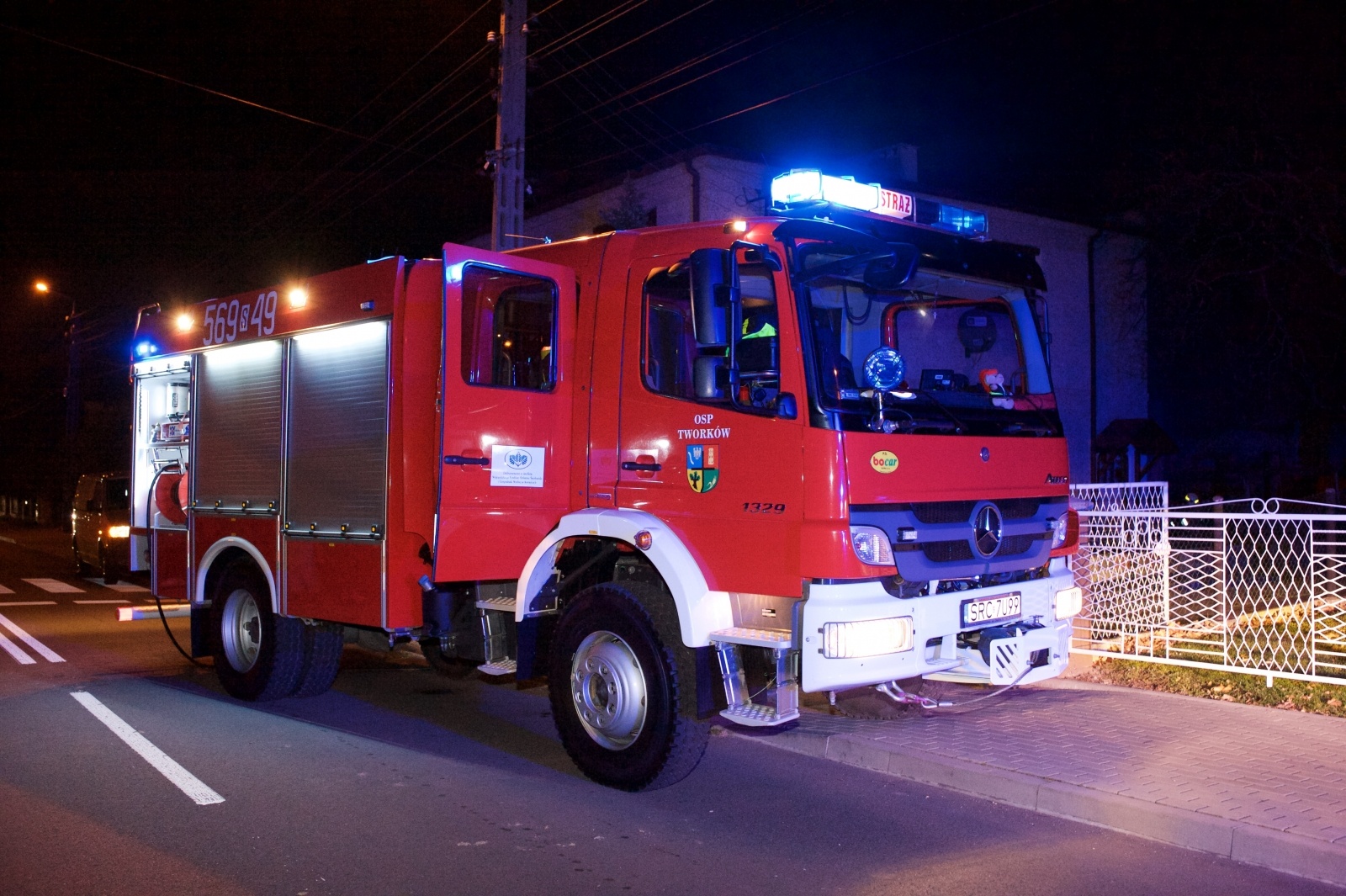 Zdjęcie w galerii na portalu naszraciborz.pl: Pożar drewna w domu w Tworkowie wiadomości z regionu