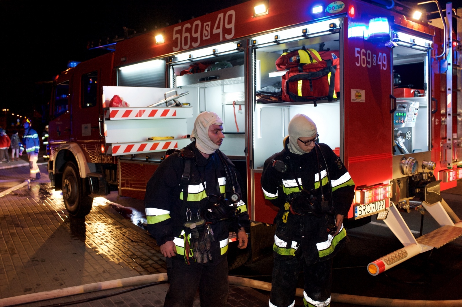 Zdjęcie w galerii na portalu naszraciborz.pl: Pożar drewna w domu w Tworkowie wiadomości z regionu