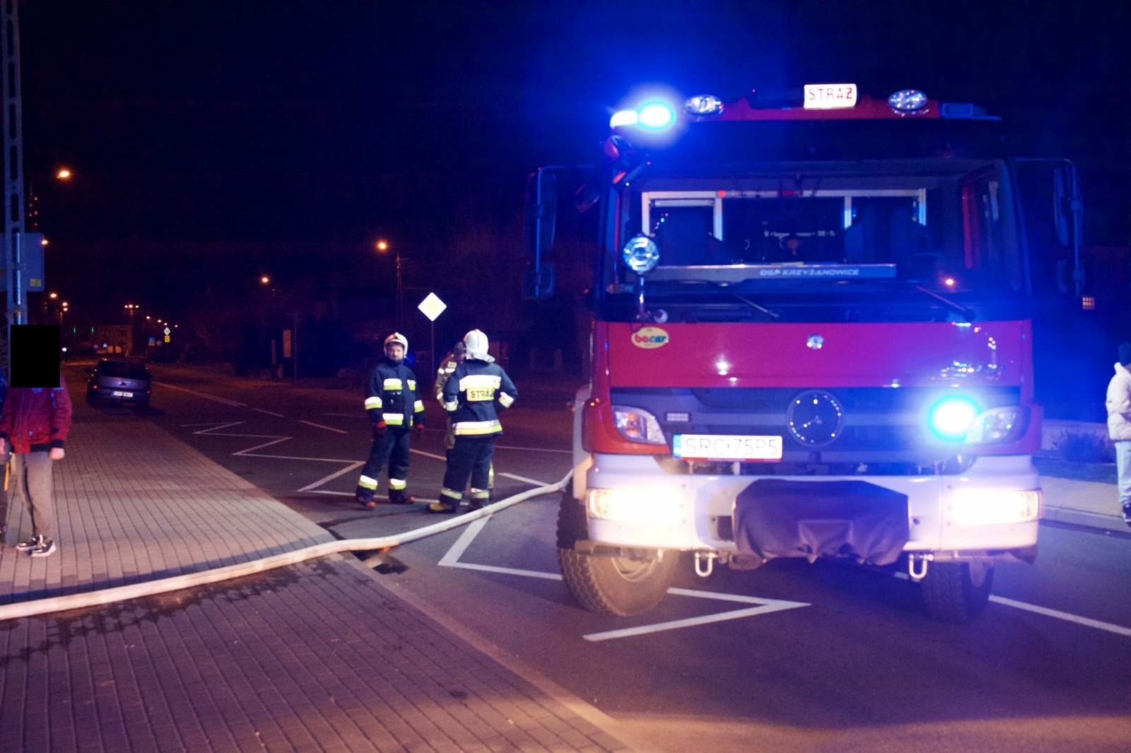 Zdjęcie w galerii na portalu naszraciborz.pl: Pożar drewna w domu w Tworkowie wiadomości z regionu