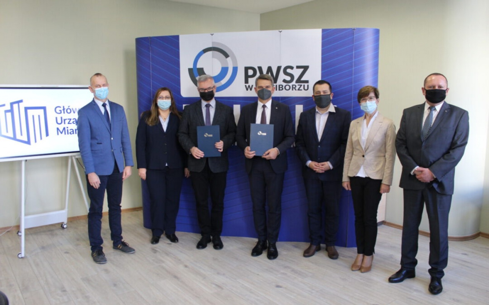 Zdjęcie w galerii na portalu naszraciborz.pl: Główny Urząd Miar partnerem PWSZ Racibórz wiadomości z regionu