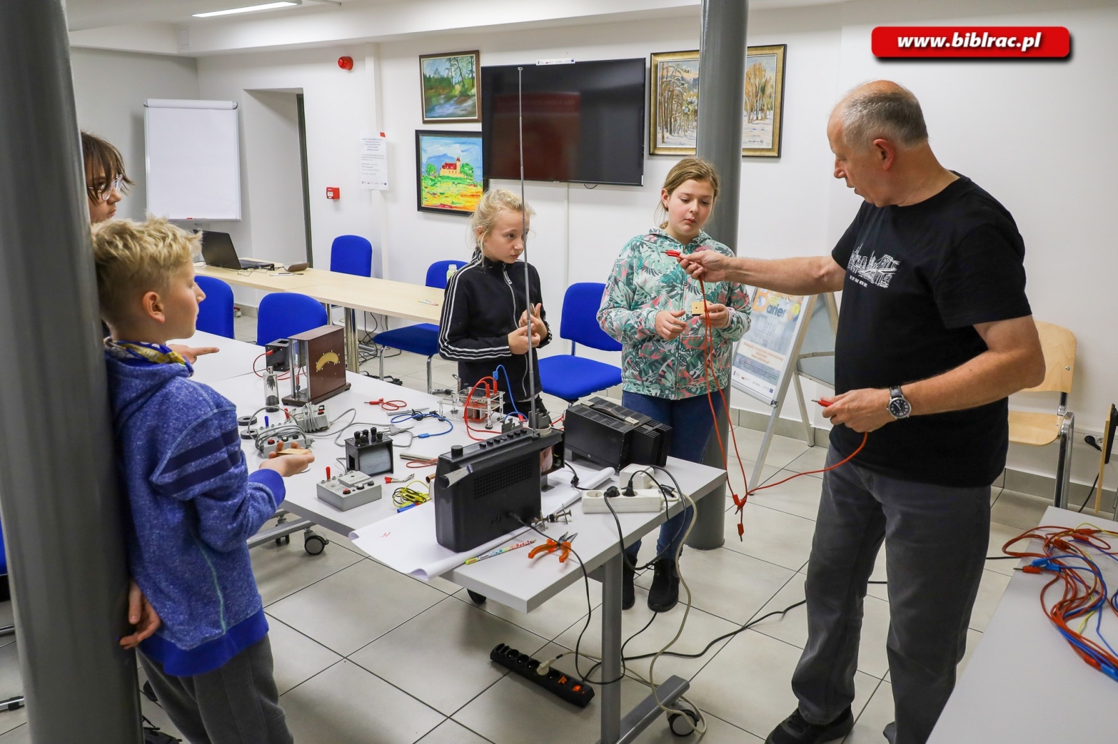 Zdjęcie w galerii na portalu naszraciborz.pl: Młodzież dowiedziała się jak działa telegraf wiadomości z regionu