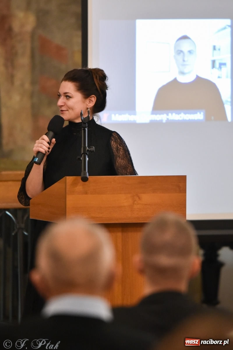 Zdjęcie w galerii na portalu naszraciborz.pl: Od pradziejów do współczesności. O rytuałach pogrzebowych w raciborskim Muzeum wiadomości z regionu