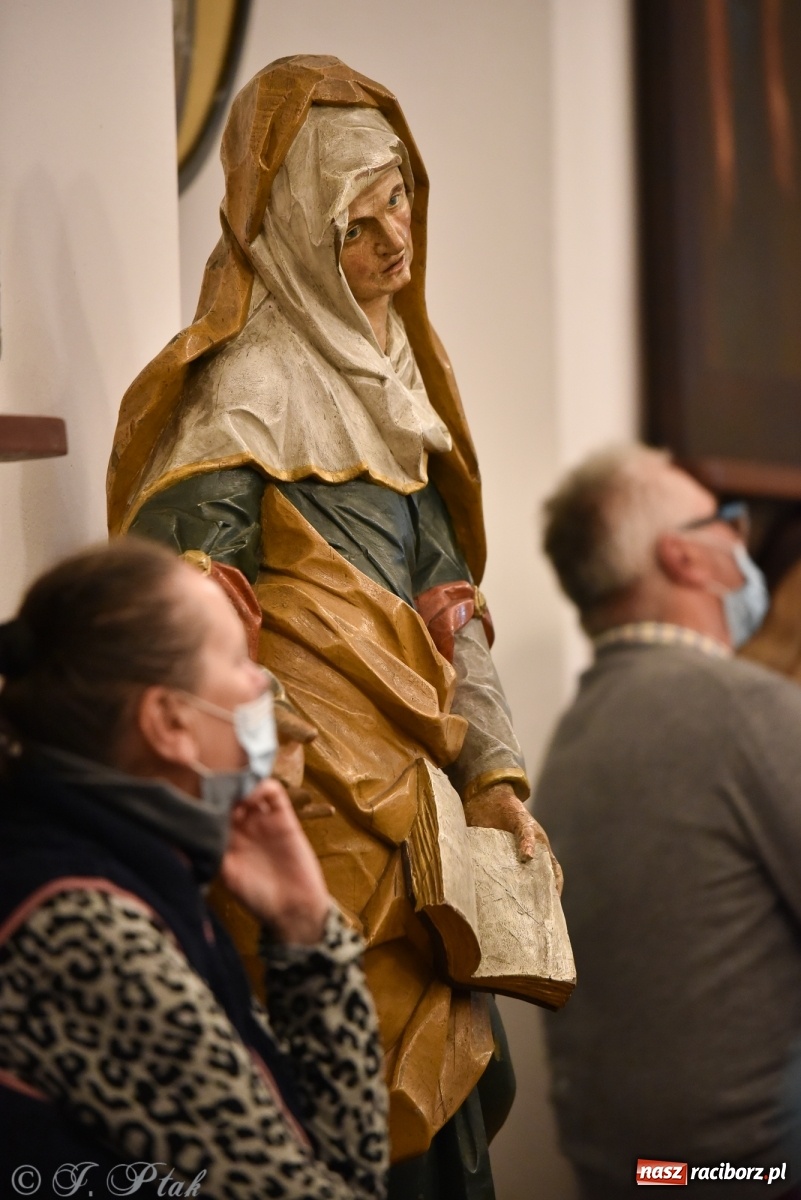 Zdjęcie w galerii na portalu naszraciborz.pl: Od pradziejów do współczesności. O rytuałach pogrzebowych w raciborskim Muzeum wiadomości z regionu