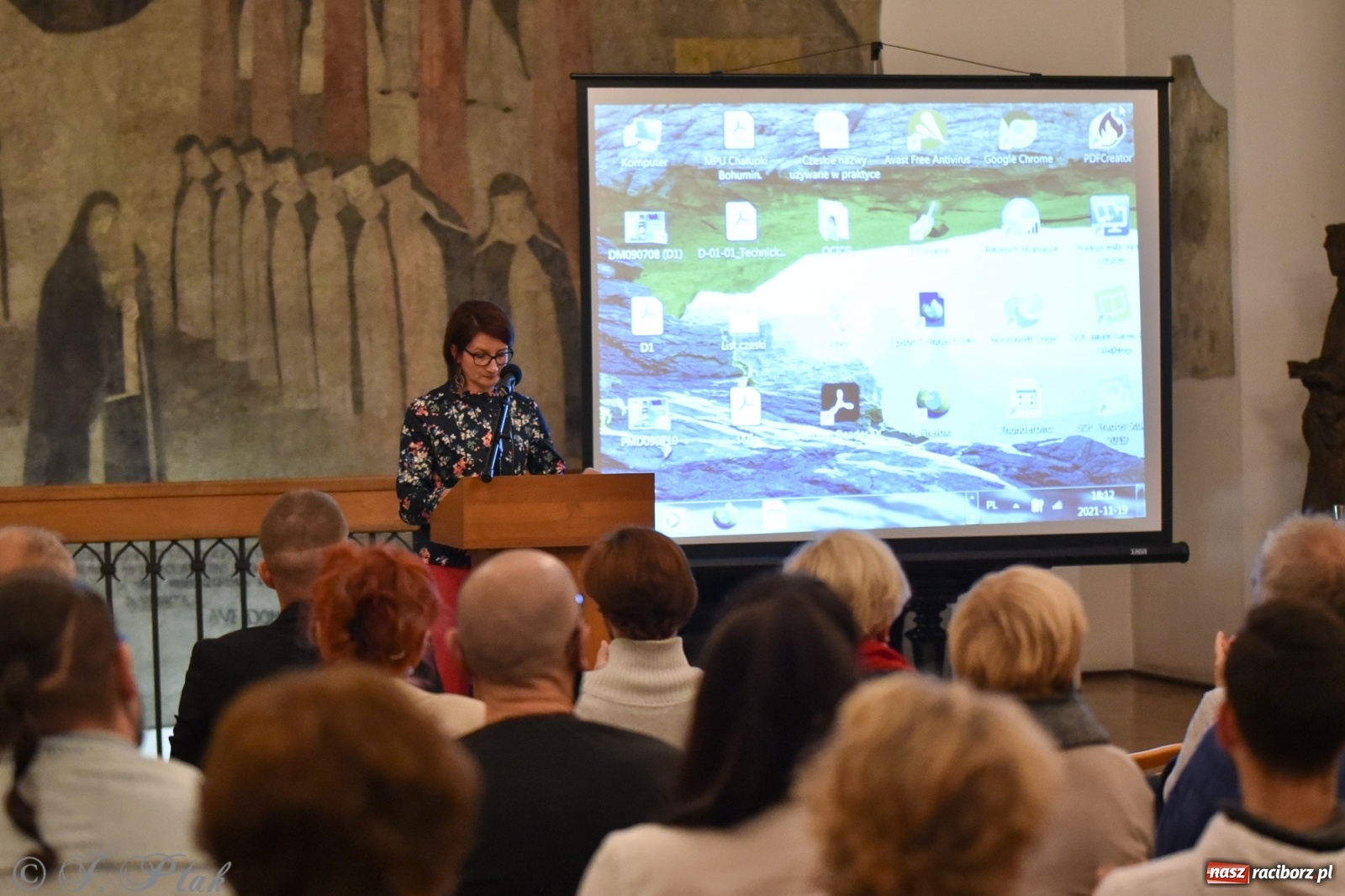 Zdjęcie w galerii na portalu naszraciborz.pl: Od pradziejów do współczesności. O rytuałach pogrzebowych w raciborskim Muzeum wiadomości z regionu