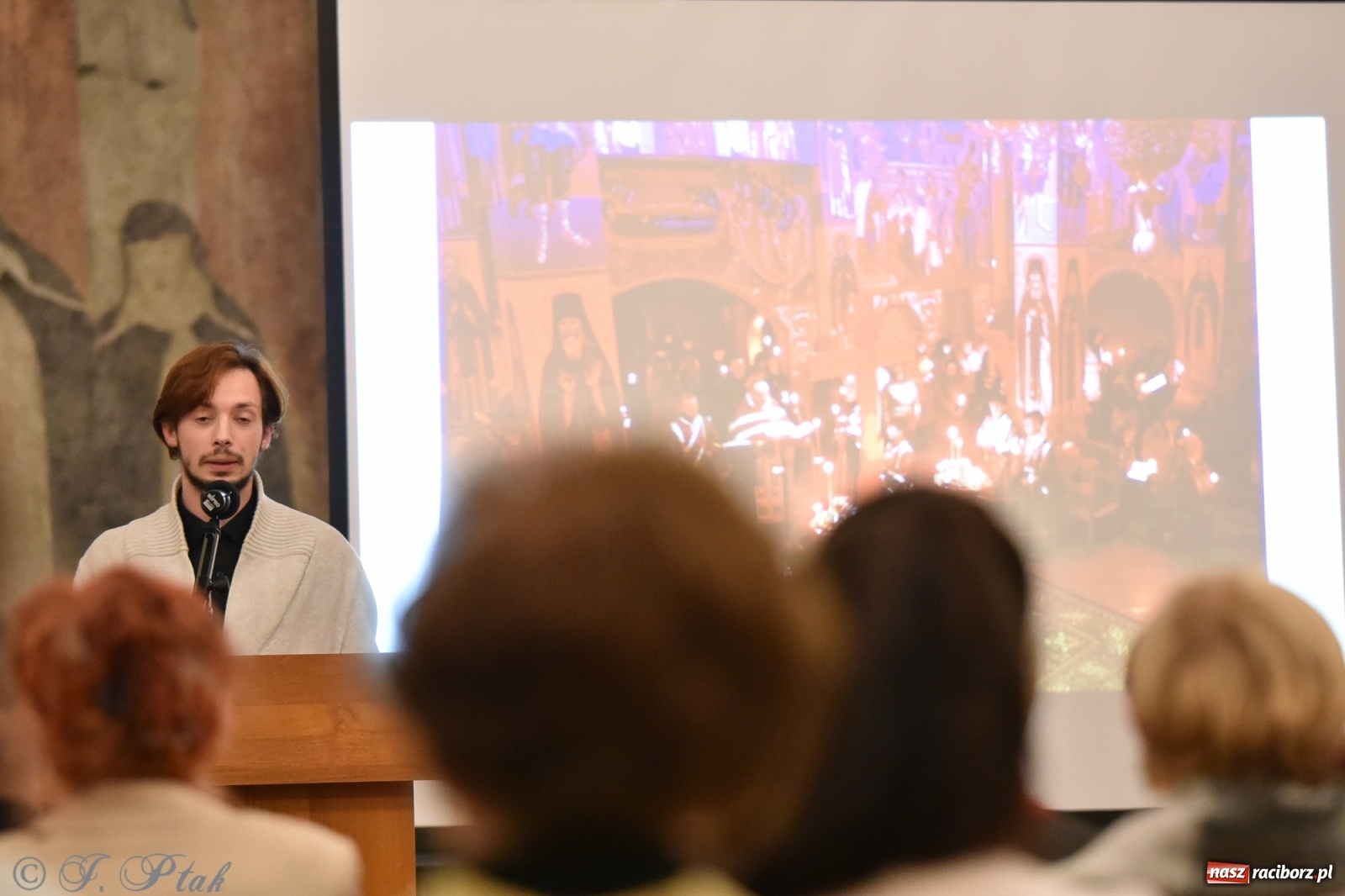 Zdjęcie w galerii na portalu naszraciborz.pl: Od pradziejów do współczesności. O rytuałach pogrzebowych w raciborskim Muzeum wiadomości z regionu