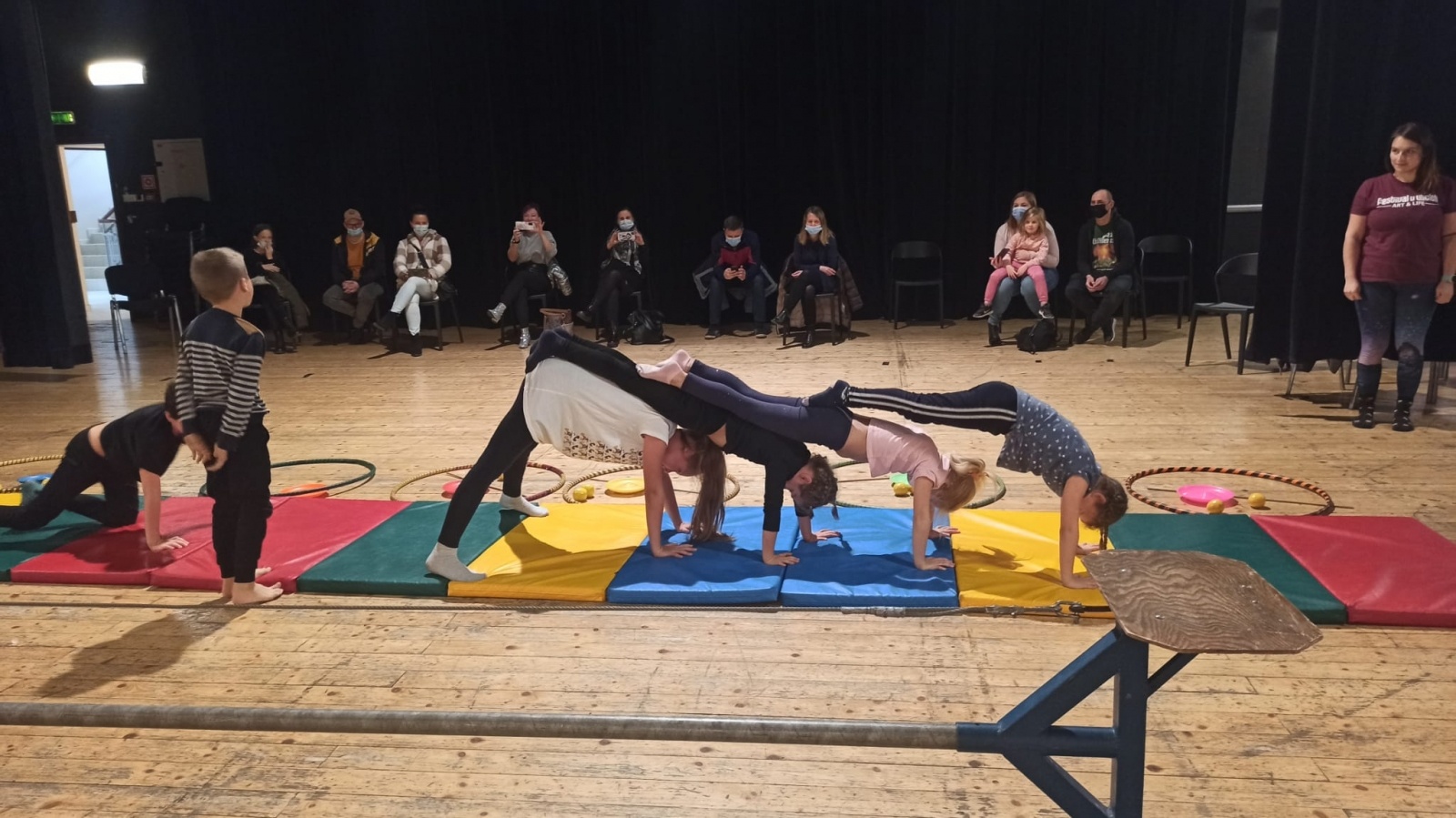 Zdjęcie w galerii na portalu naszraciborz.pl: Warsztaty cyrkowe w RCK wiadomości z regionu