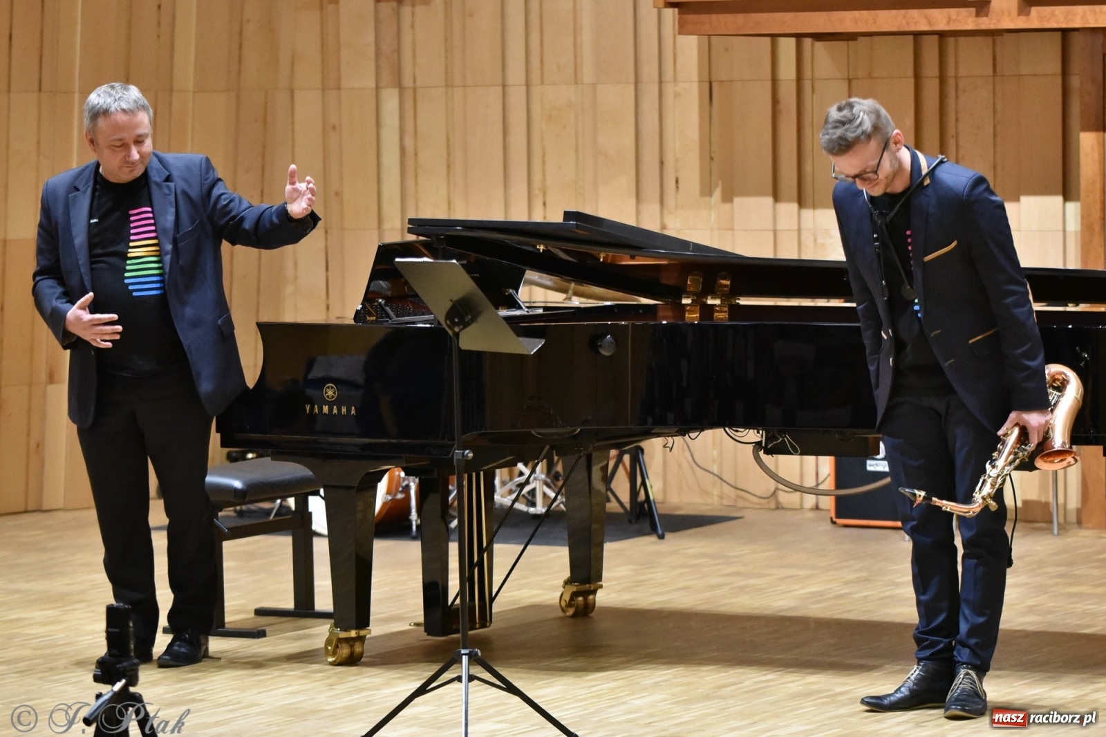 Zdjęcie w galerii na portalu naszraciborz.pl: Nauczyciele na scenie. Koncert w PSM [FOTO i WIDEO] wiadomości z regionu