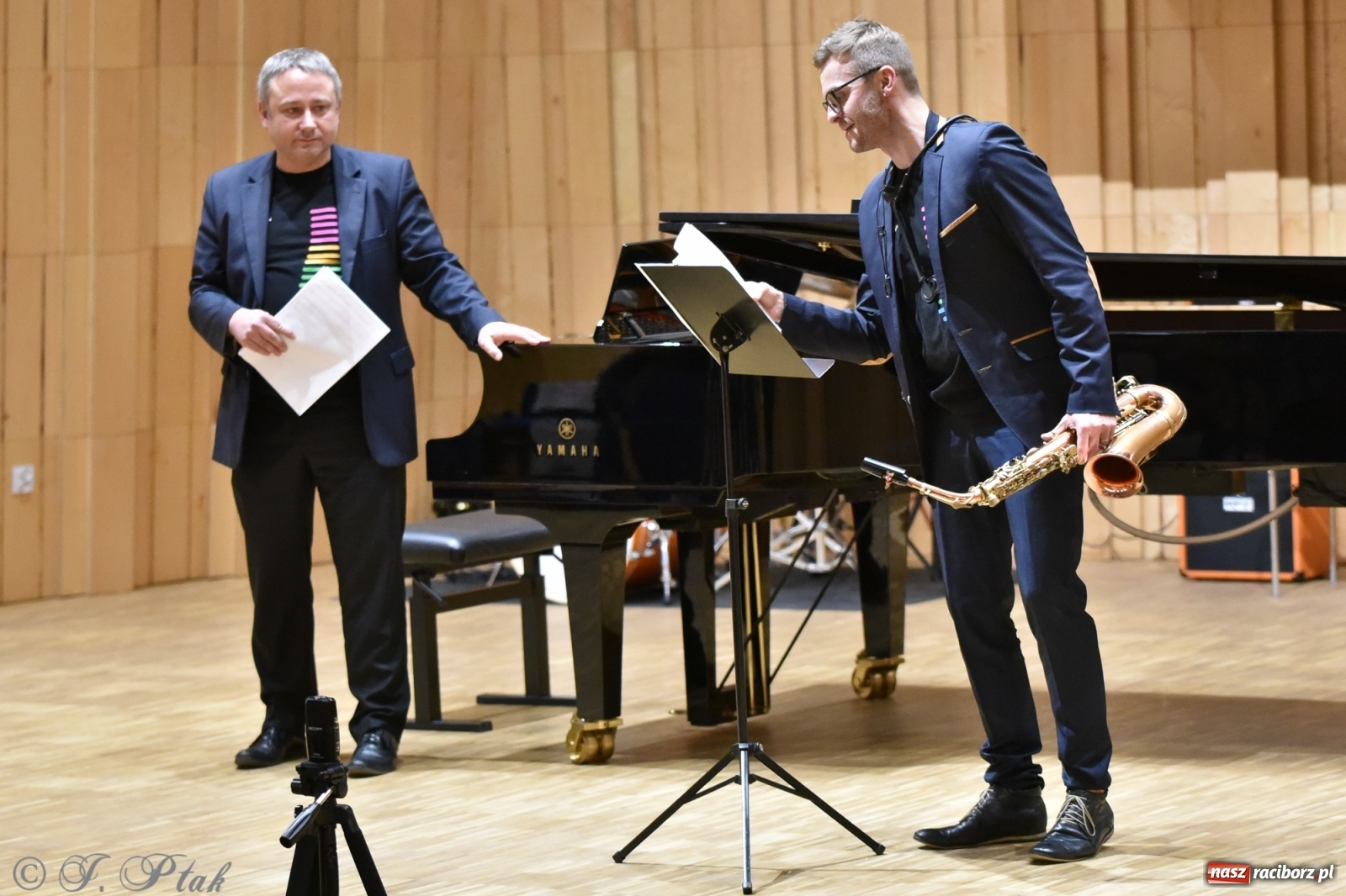 Zdjęcie w galerii na portalu naszraciborz.pl: Nauczyciele na scenie. Koncert w PSM [FOTO i WIDEO] wiadomości z regionu