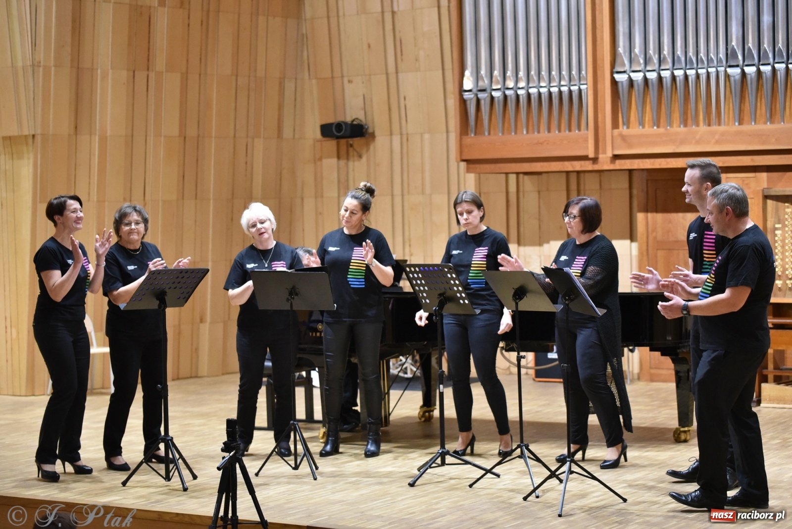 Zdjęcie w galerii na portalu naszraciborz.pl: Nauczyciele na scenie. Koncert w PSM [FOTO i WIDEO] wiadomości z regionu