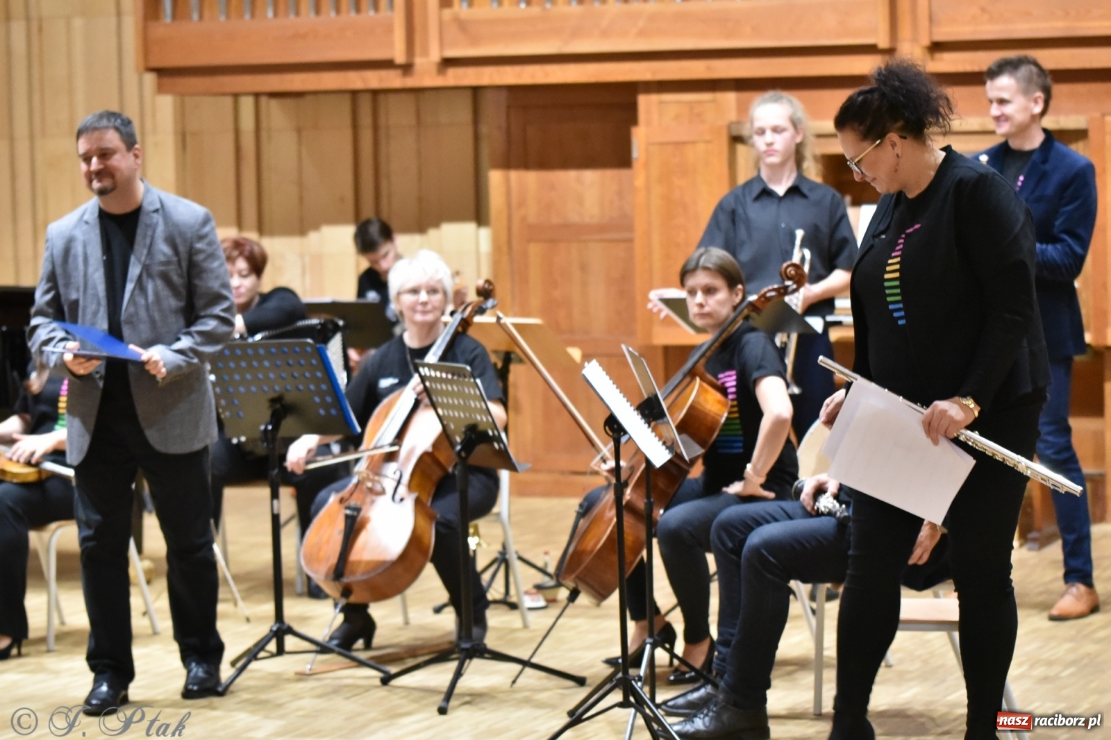 Zdjęcie w galerii na portalu naszraciborz.pl: Nauczyciele na scenie. Koncert w PSM [FOTO i WIDEO] wiadomości z regionu