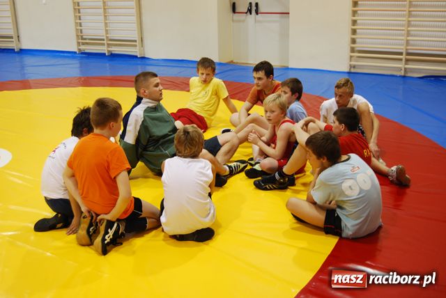 Zdjęcie w galerii na portalu naszraciborz.pl: Sportowa hala w nowym wcieleniu wiadomości z regionu