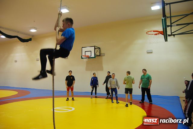 Zdjęcie w galerii na portalu naszraciborz.pl: Sportowa hala w nowym wcieleniu wiadomości z regionu