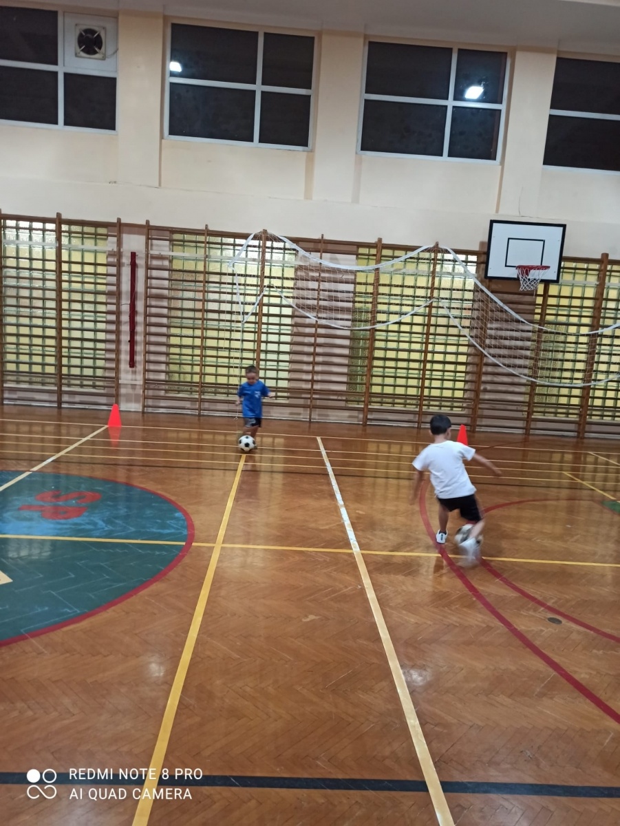 Zdjęcie w galerii na portalu naszraciborz.pl: Reprezentant Polski odwiedził trening młodych Unitów wiadomości z regionu