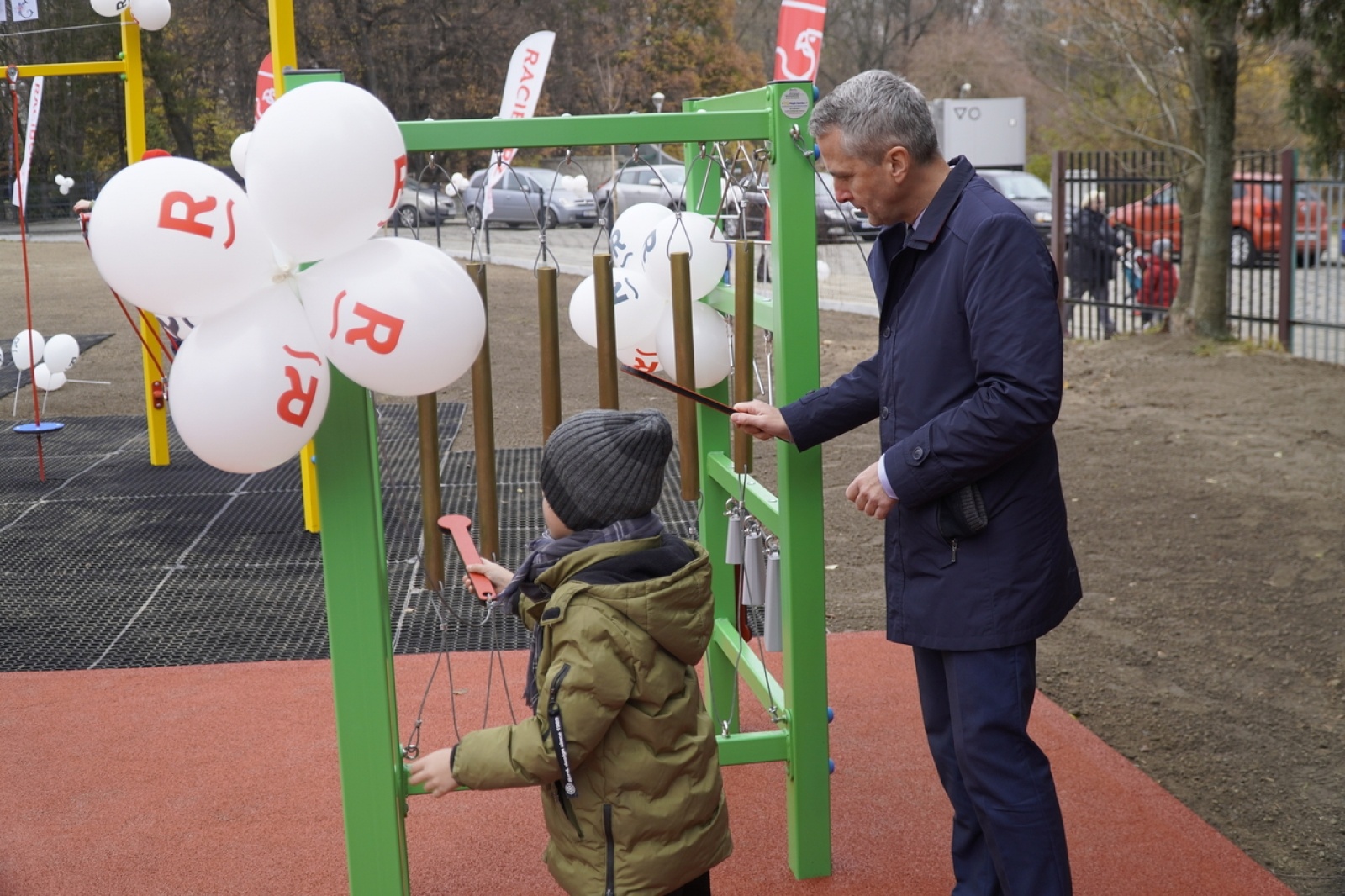 Zdjęcie w galerii na portalu naszraciborz.pl: Przedszkole nr 13 ma nowy plac zabaw wiadomości z regionu
