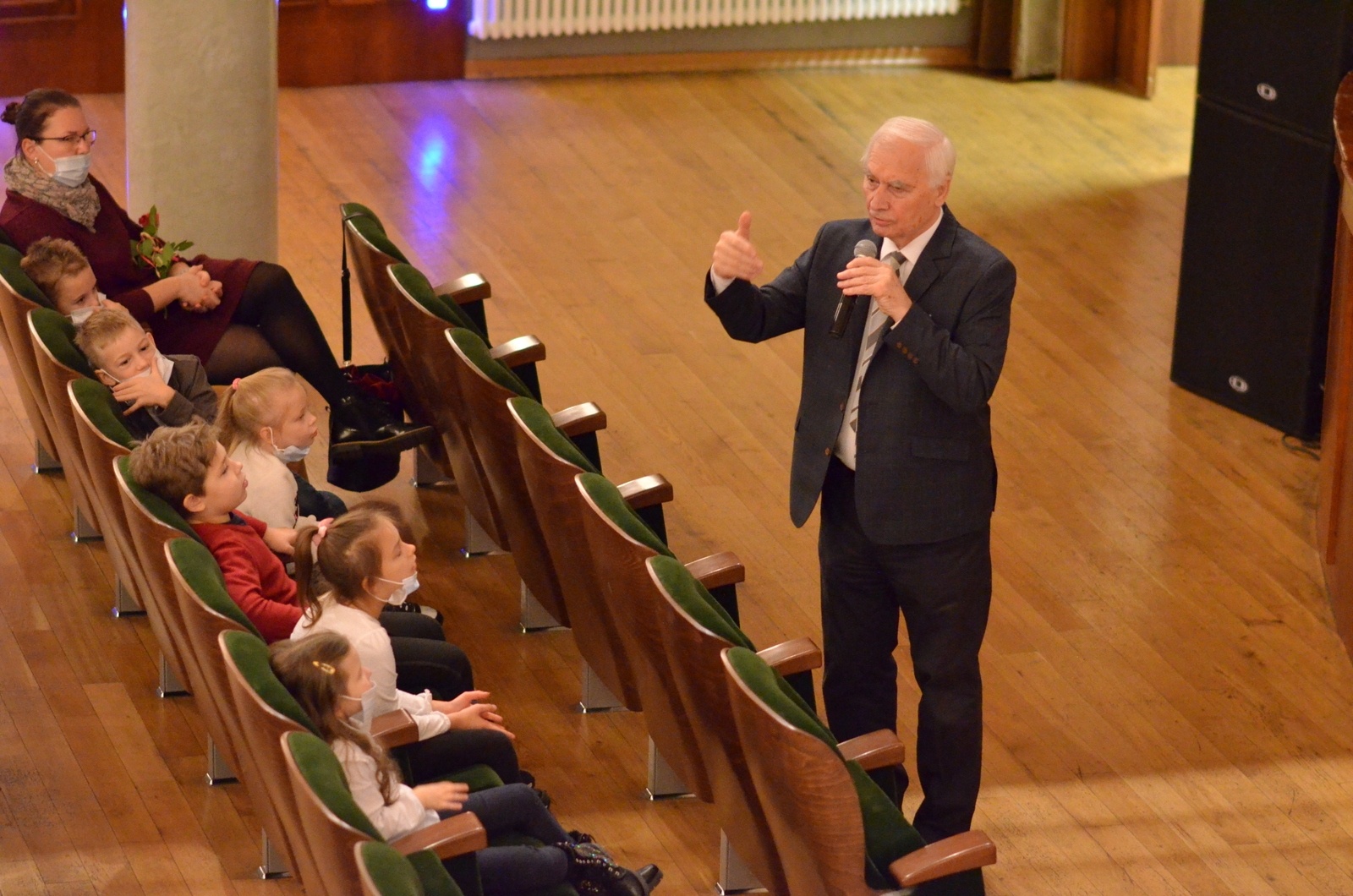 Zdjęcie w galerii na portalu naszraciborz.pl: Muzyczne spotkanie młodych w RCK. W roli głównej wiolonczela wiadomości z regionu