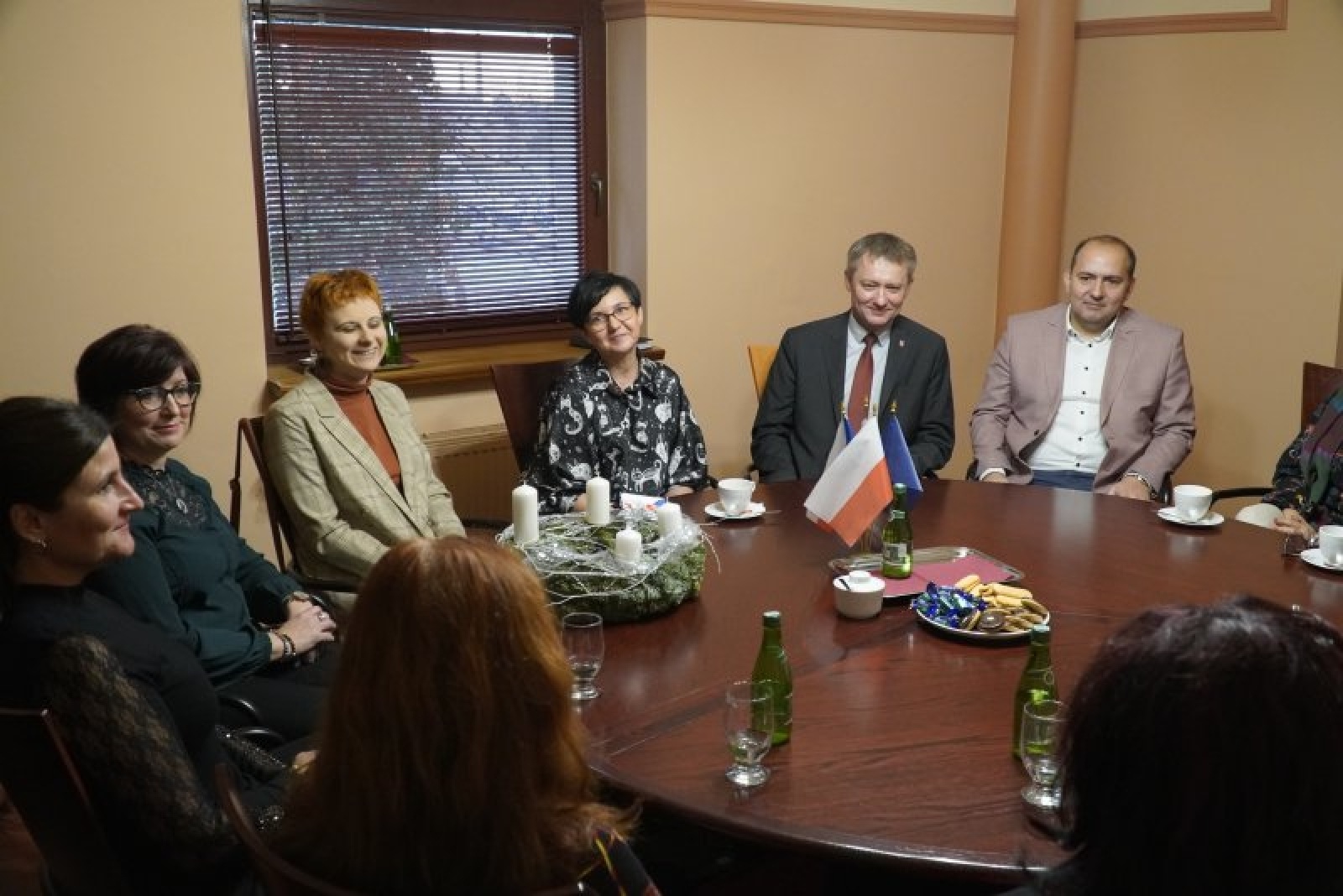 Zdjęcie w galerii na portalu naszraciborz.pl: Prezydent ugościł przedstawicielki słowackiego i czeskiego przedszkola wiadomości z regionu