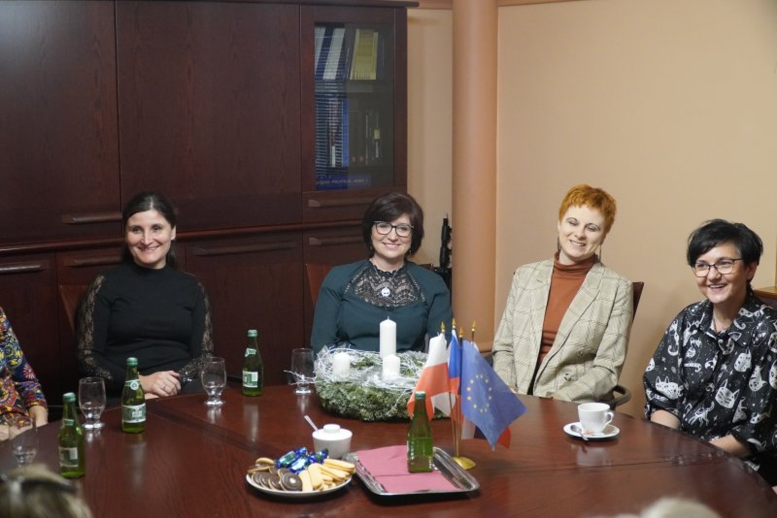 Zdjęcie w galerii na portalu naszraciborz.pl: Prezydent ugościł przedstawicielki słowackiego i czeskiego przedszkola wiadomości z regionu