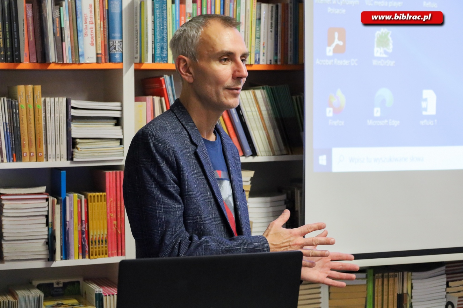 Zdjęcie w galerii na portalu naszraciborz.pl: Krzysztof Jeremicz opowiedział o swojej Drodze św. Jakuba wiadomości z regionu