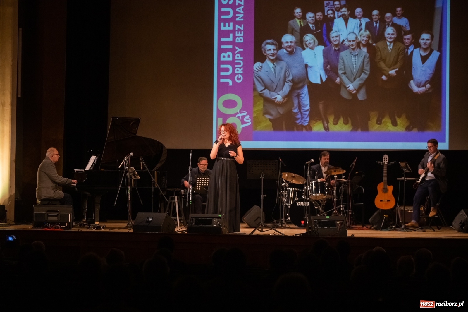 Zdjęcie w galerii na portalu naszraciborz.pl: Złote gody Grupy Bez Nazwy w RCK z Tyrmandem w tle wiadomości z regionu