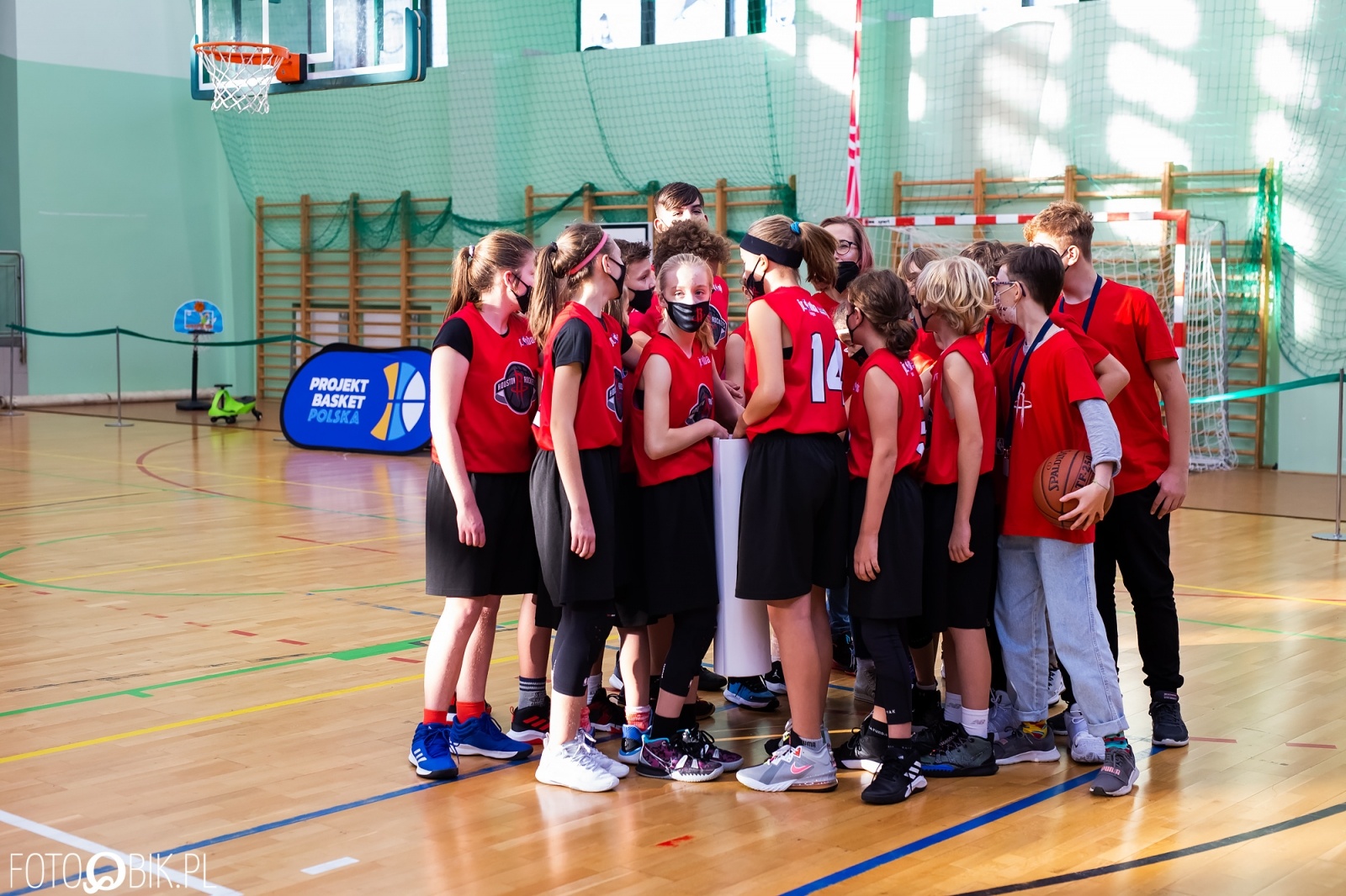 Zdjęcie w galerii na portalu naszraciborz.pl: Jr. NBA League w Raciborzu. Przyszłe gwiazdy koszykówki w Arenie Rafako [FOTO i WIDEO] wiadomości z regionu