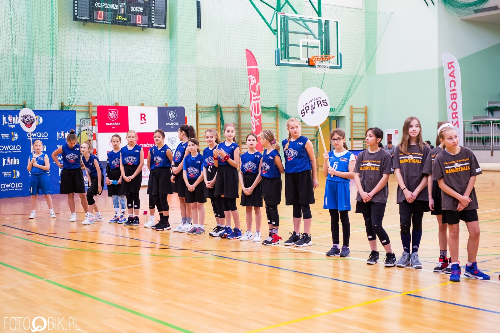 Zdjęcie w galerii na portalu naszraciborz.pl: Jr. NBA League w Raciborzu. Przyszłe gwiazdy koszykówki w Arenie Rafako [FOTO i WIDEO] wiadomości z regionu