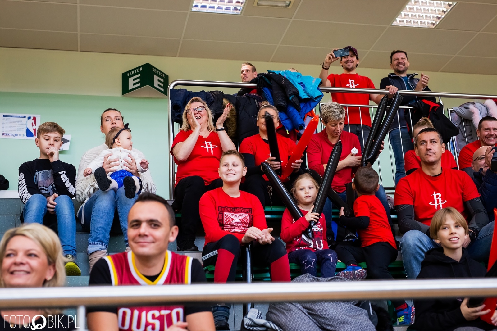 Zdjęcie w galerii na portalu naszraciborz.pl: Jr. NBA League w Raciborzu. Przyszłe gwiazdy koszykówki w Arenie Rafako [FOTO i WIDEO] wiadomości z regionu