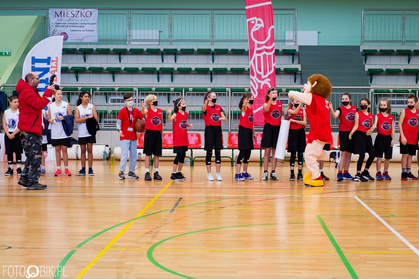 Zdjęcie w galerii na portalu naszraciborz.pl: Jr. NBA League w Raciborzu. Przyszłe gwiazdy koszykówki w Arenie Rafako [FOTO i WIDEO] wiadomości z regionu