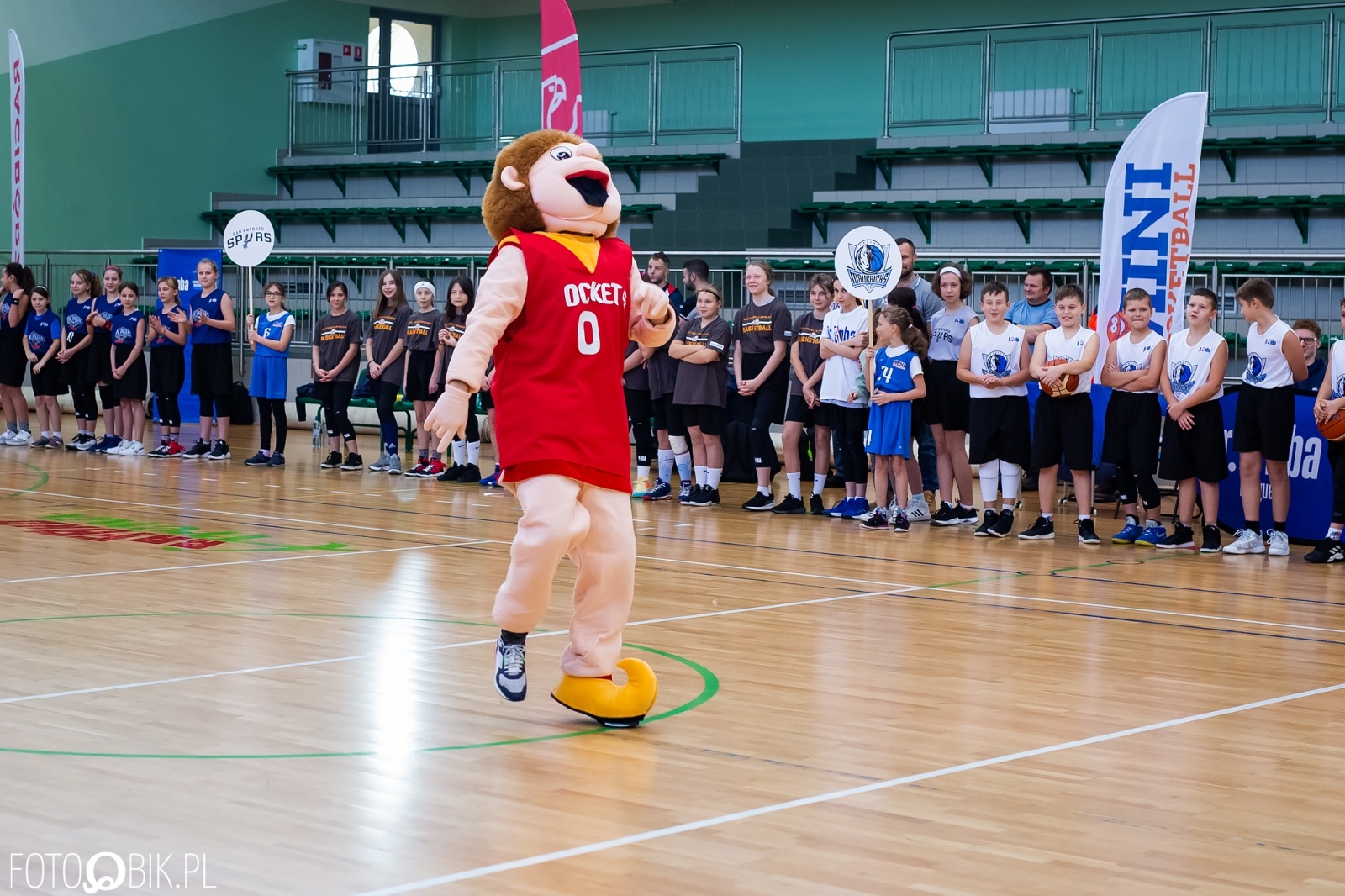 Zdjęcie w galerii na portalu naszraciborz.pl: Jr. NBA League w Raciborzu. Przyszłe gwiazdy koszykówki w Arenie Rafako [FOTO i WIDEO] wiadomości z regionu