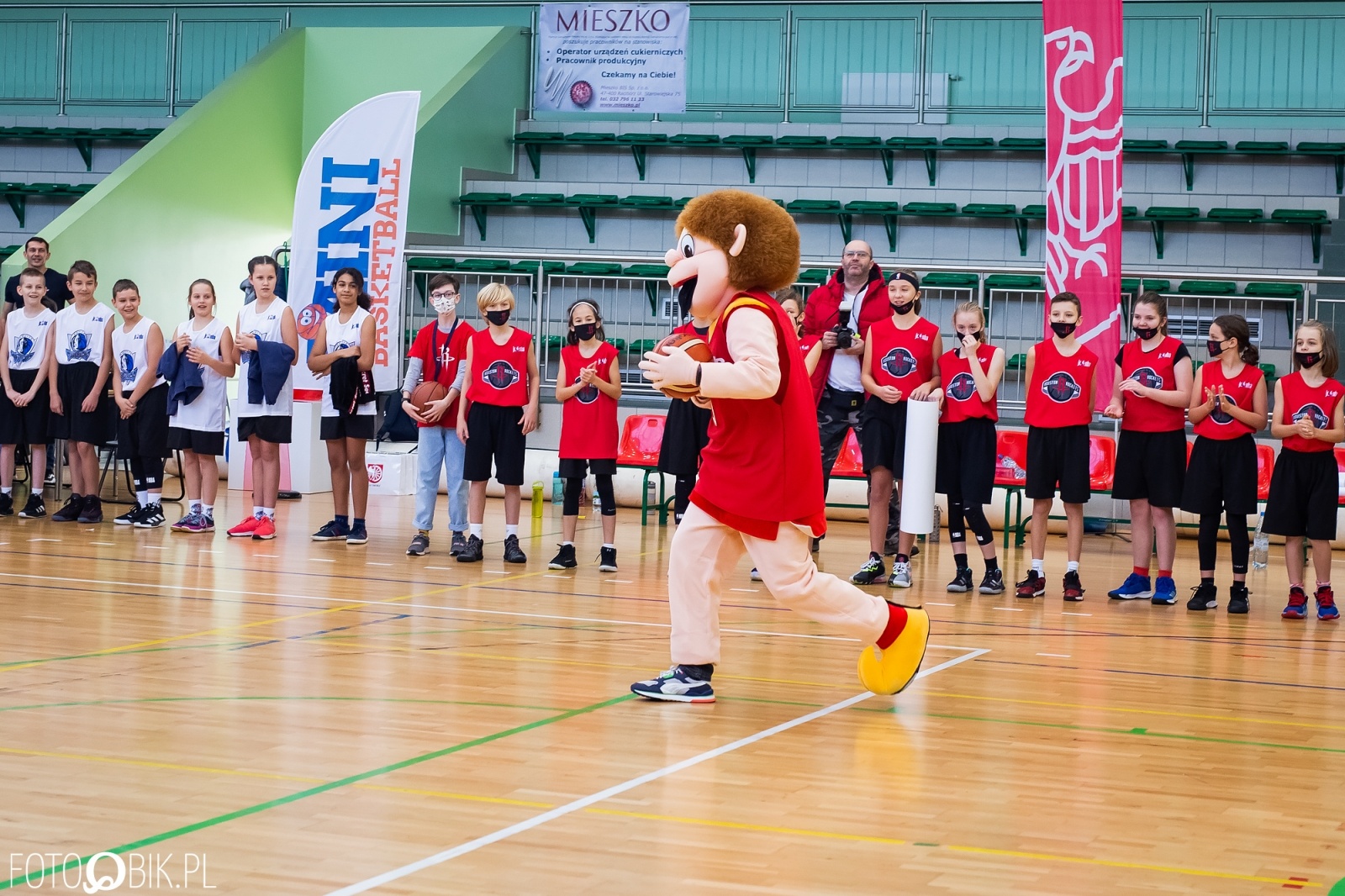 Zdjęcie w galerii na portalu naszraciborz.pl: Jr. NBA League w Raciborzu. Przyszłe gwiazdy koszykówki w Arenie Rafako [FOTO i WIDEO] wiadomości z regionu