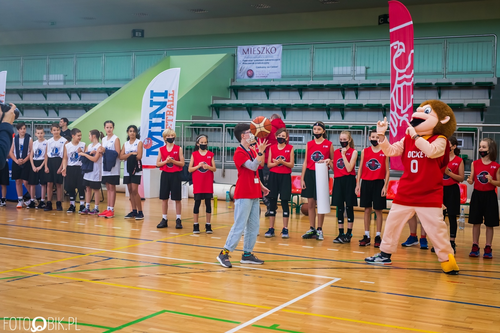 Zdjęcie w galerii na portalu naszraciborz.pl: Jr. NBA League w Raciborzu. Przyszłe gwiazdy koszykówki w Arenie Rafako [FOTO i WIDEO] wiadomości z regionu