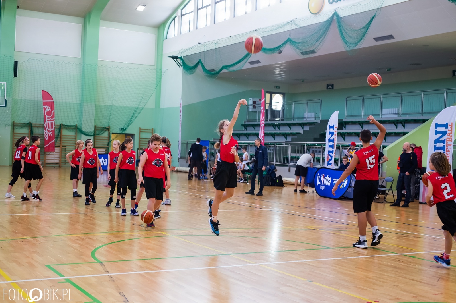 Zdjęcie w galerii na portalu naszraciborz.pl: Jr. NBA League w Raciborzu. Przyszłe gwiazdy koszykówki w Arenie Rafako [FOTO i WIDEO] wiadomości z regionu