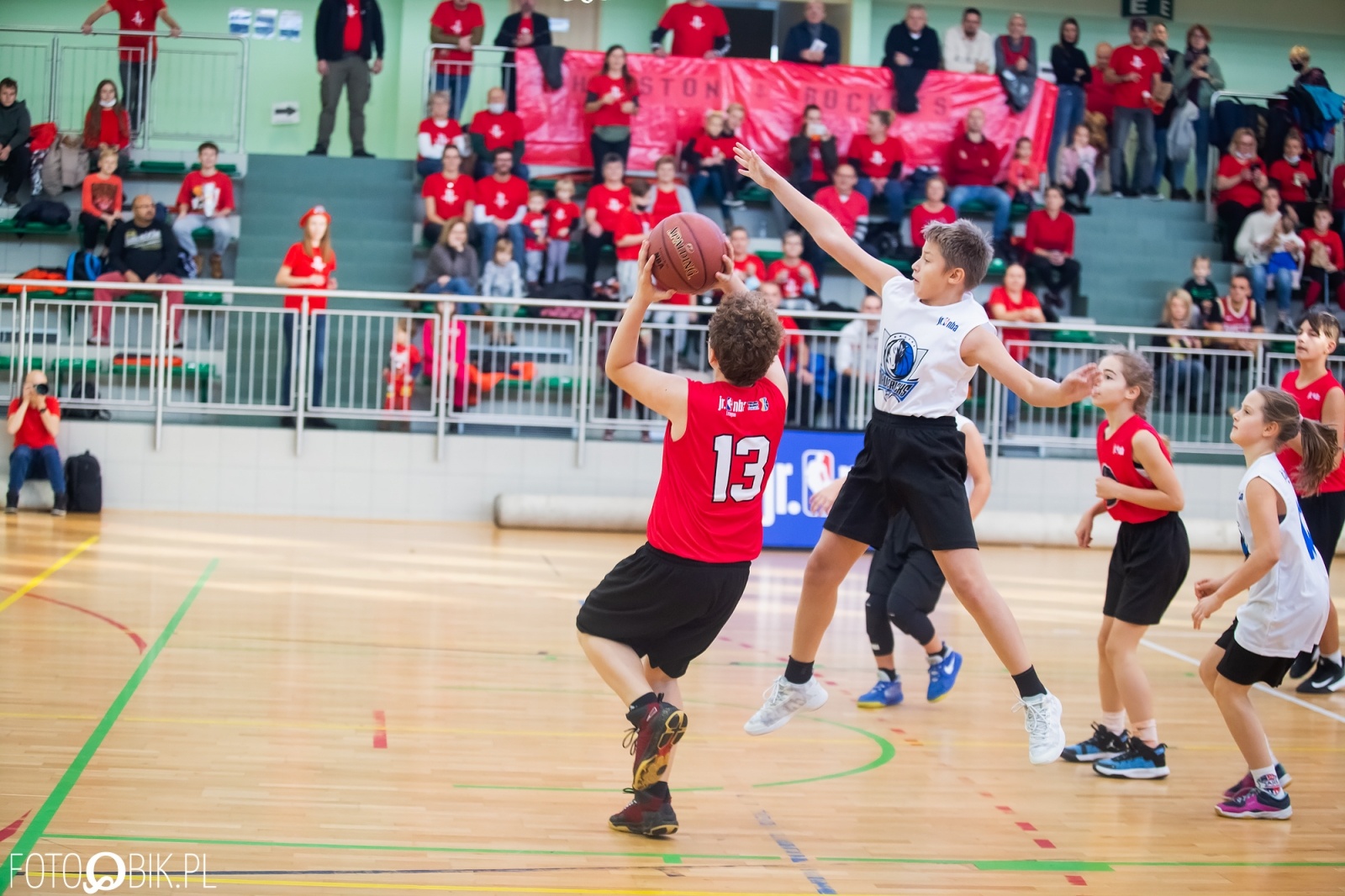 Zdjęcie w galerii na portalu naszraciborz.pl: Jr. NBA League w Raciborzu. Przyszłe gwiazdy koszykówki w Arenie Rafako [FOTO i WIDEO] wiadomości z regionu