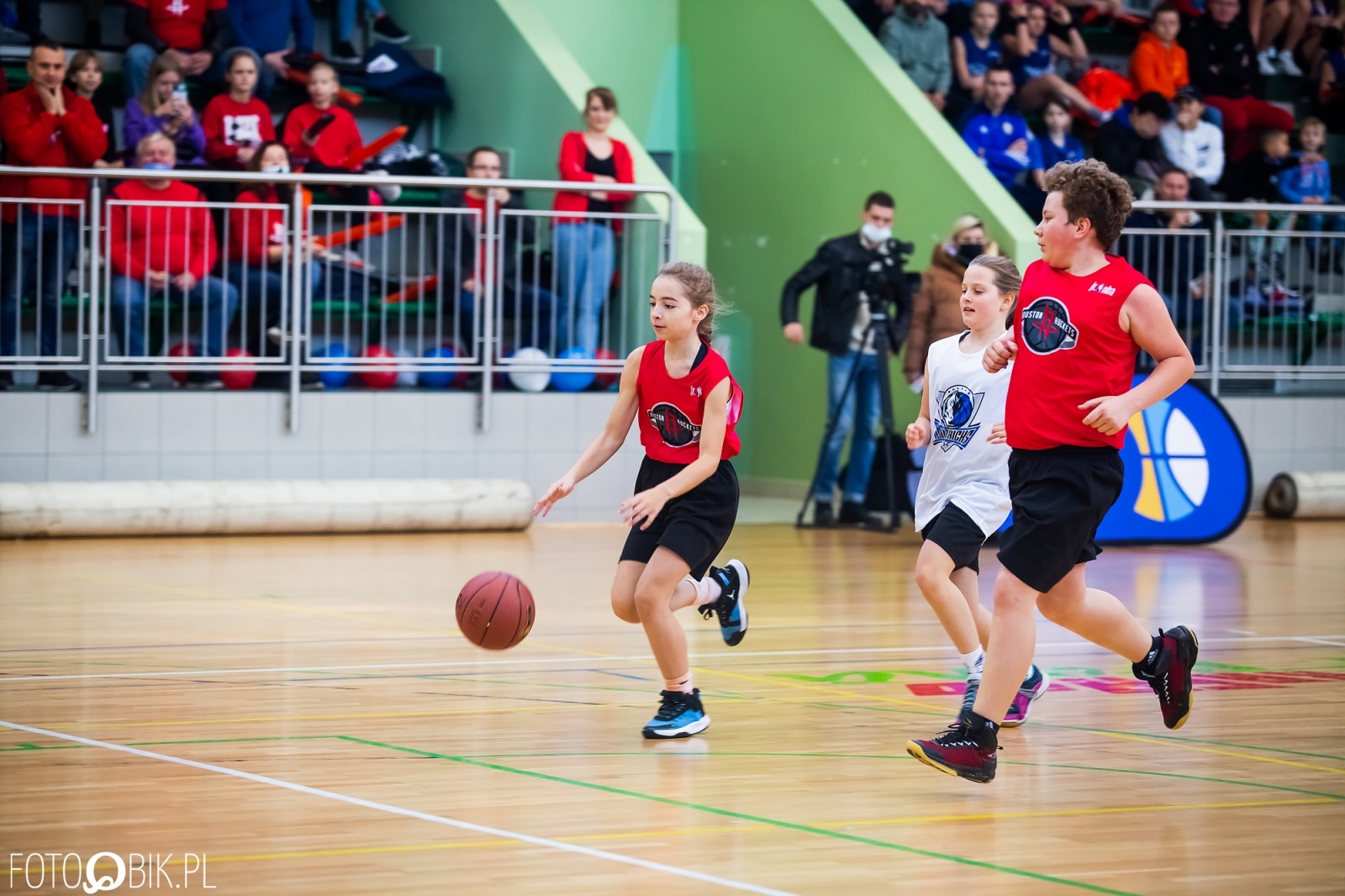 Zdjęcie w galerii na portalu naszraciborz.pl: Jr. NBA League w Raciborzu. Przyszłe gwiazdy koszykówki w Arenie Rafako [FOTO i WIDEO] wiadomości z regionu
