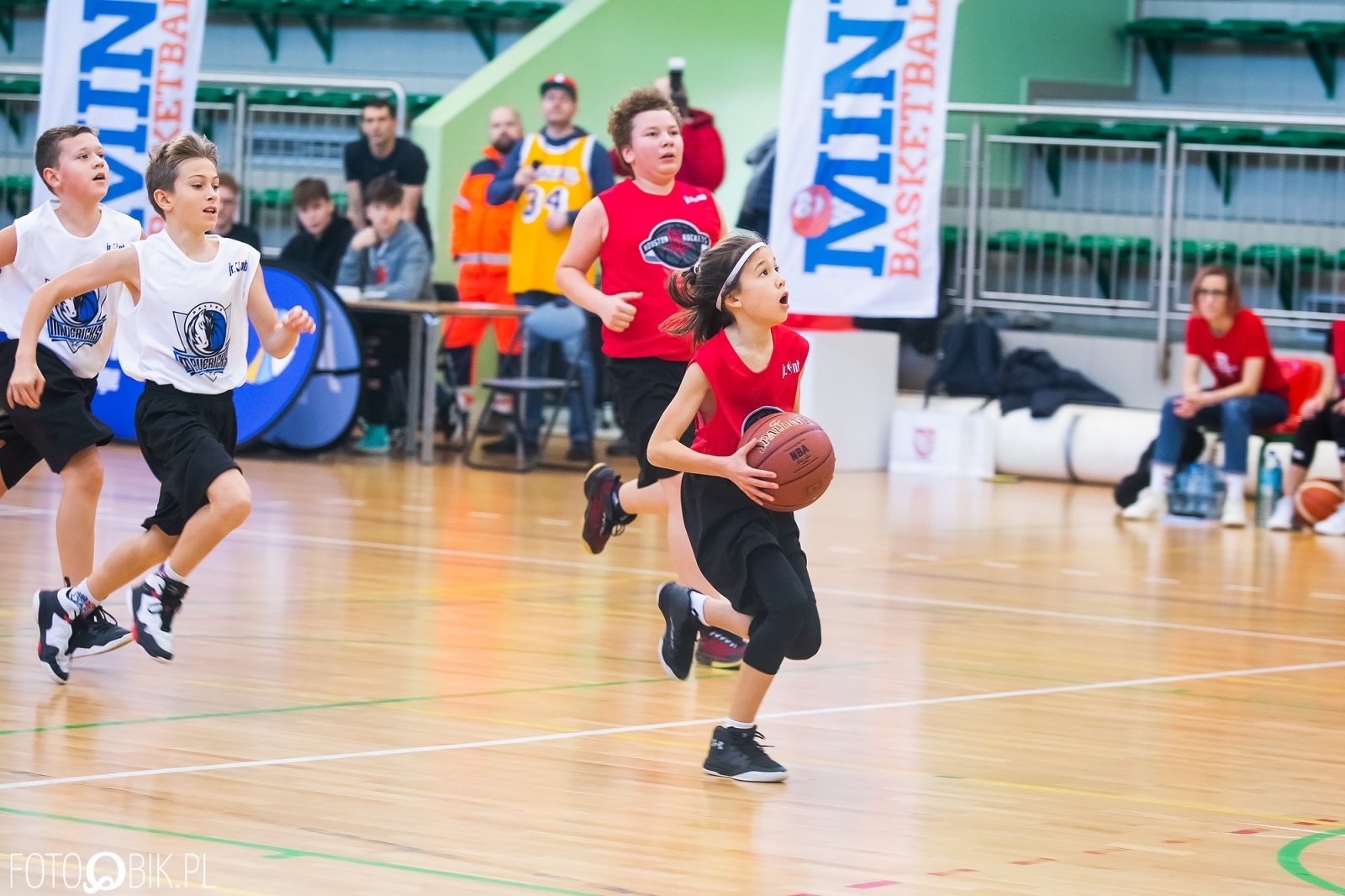 Zdjęcie w galerii na portalu naszraciborz.pl: Jr. NBA League w Raciborzu. Przyszłe gwiazdy koszykówki w Arenie Rafako [FOTO i WIDEO] wiadomości z regionu