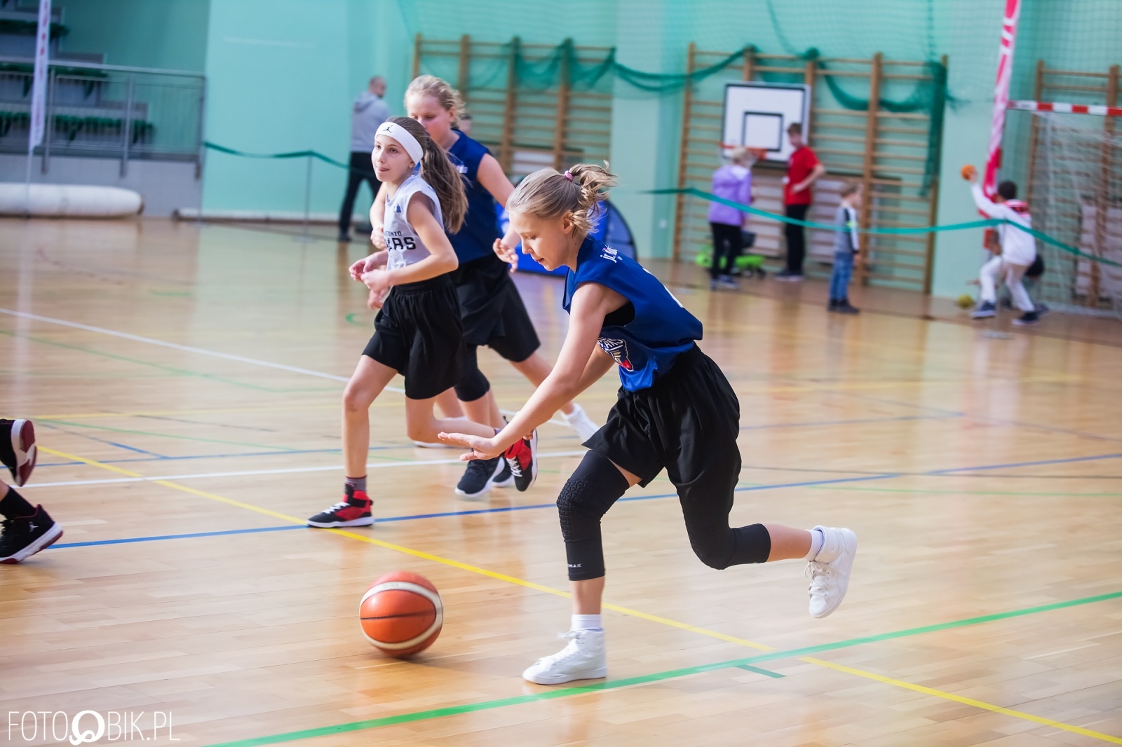Zdjęcie w galerii na portalu naszraciborz.pl: Jr. NBA League w Raciborzu. Przyszłe gwiazdy koszykówki w Arenie Rafako [FOTO i WIDEO] wiadomości z regionu