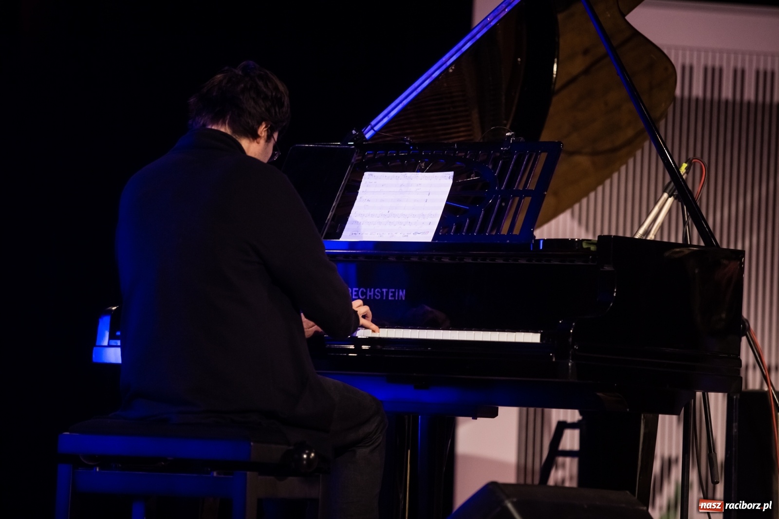 Zdjęcie w galerii na portalu naszraciborz.pl: Raciborskie Zaduszki Jazzowe w RCK wiadomości z regionu