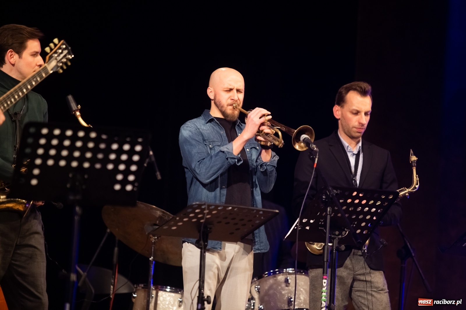 Zdjęcie w galerii na portalu naszraciborz.pl: Raciborskie Zaduszki Jazzowe w RCK wiadomości z regionu
