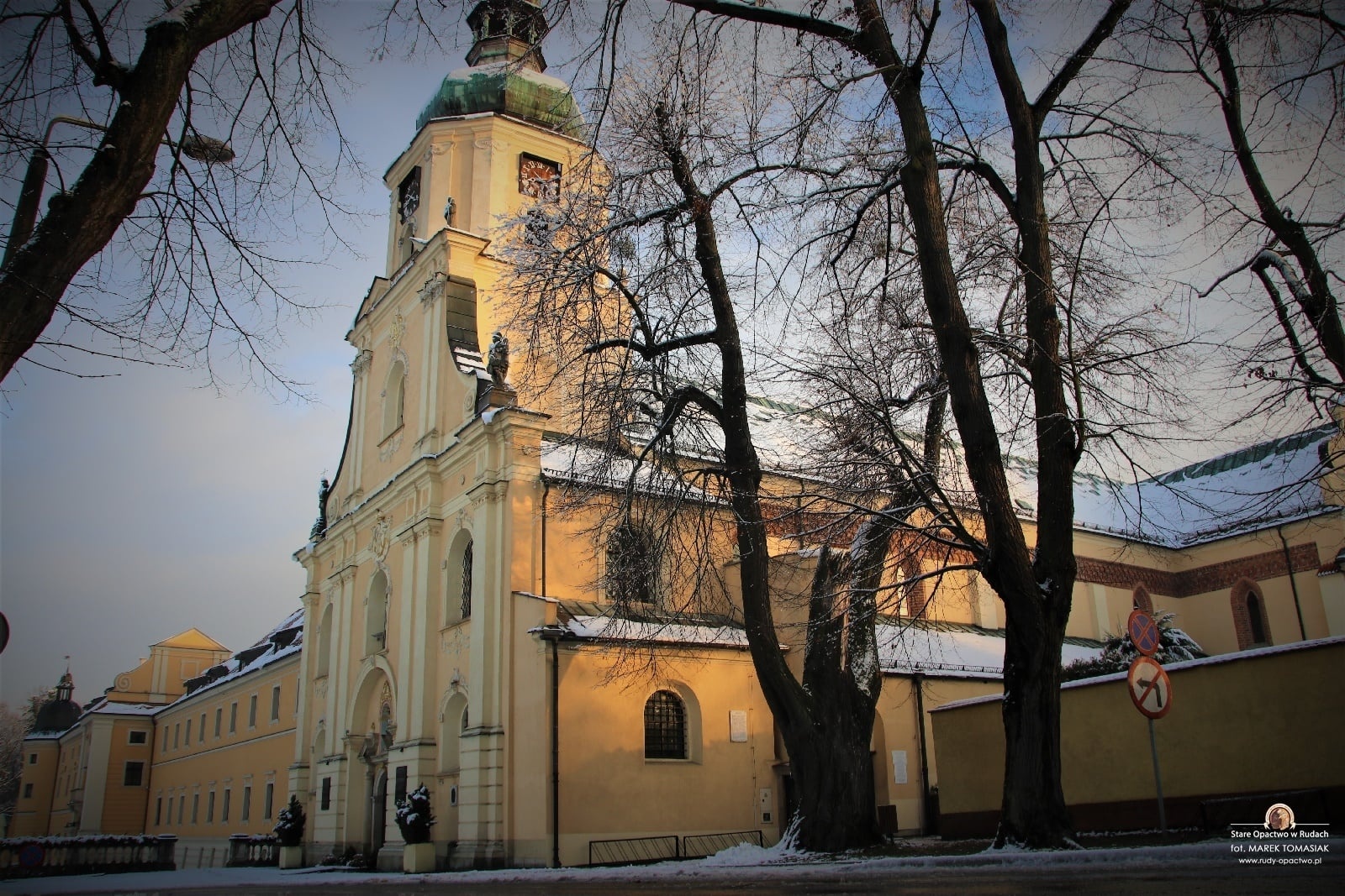 Zdjęcie w galerii na portalu naszraciborz.pl: Jarmark w starym opactwie w Rudach. Czekają na was cysterskie smakołyki i inne niespodzianki wiadomości z regionu
