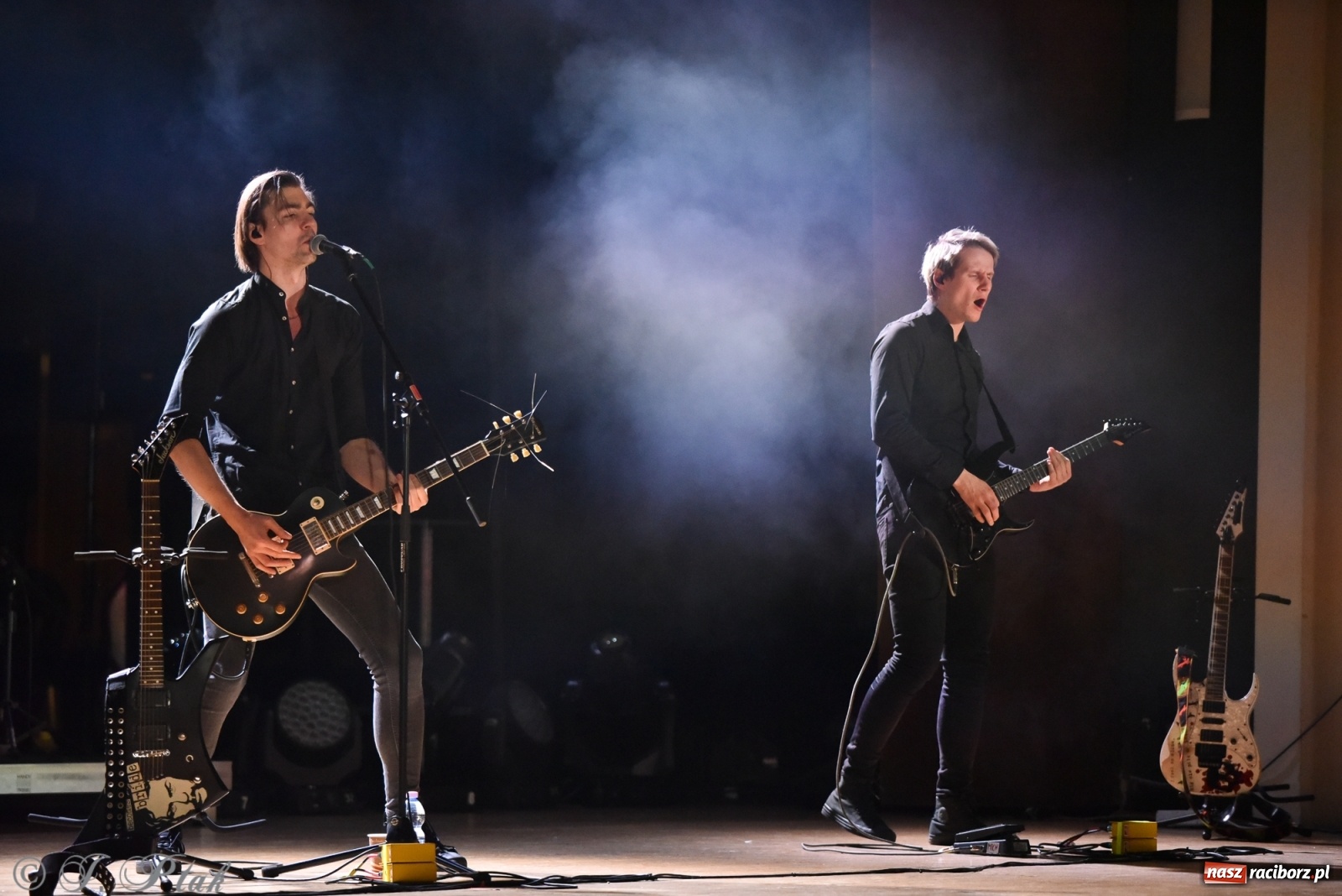 Zdjęcie w galerii na portalu naszraciborz.pl: Metallica symfonicznie. Pełna sala w RCK! wiadomości z regionu