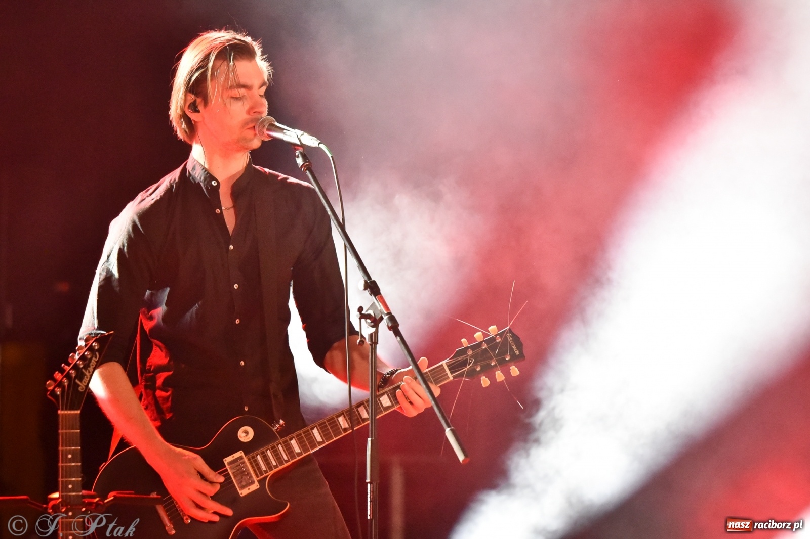 Zdjęcie w galerii na portalu naszraciborz.pl: Metallica symfonicznie. Pełna sala w RCK! wiadomości z regionu