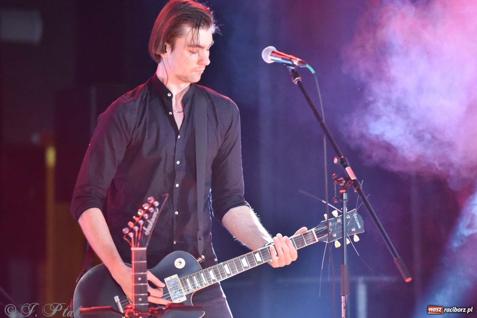 Zdjęcie w galerii na portalu naszraciborz.pl: Metallica symfonicznie. Pełna sala w RCK! wiadomości z regionu