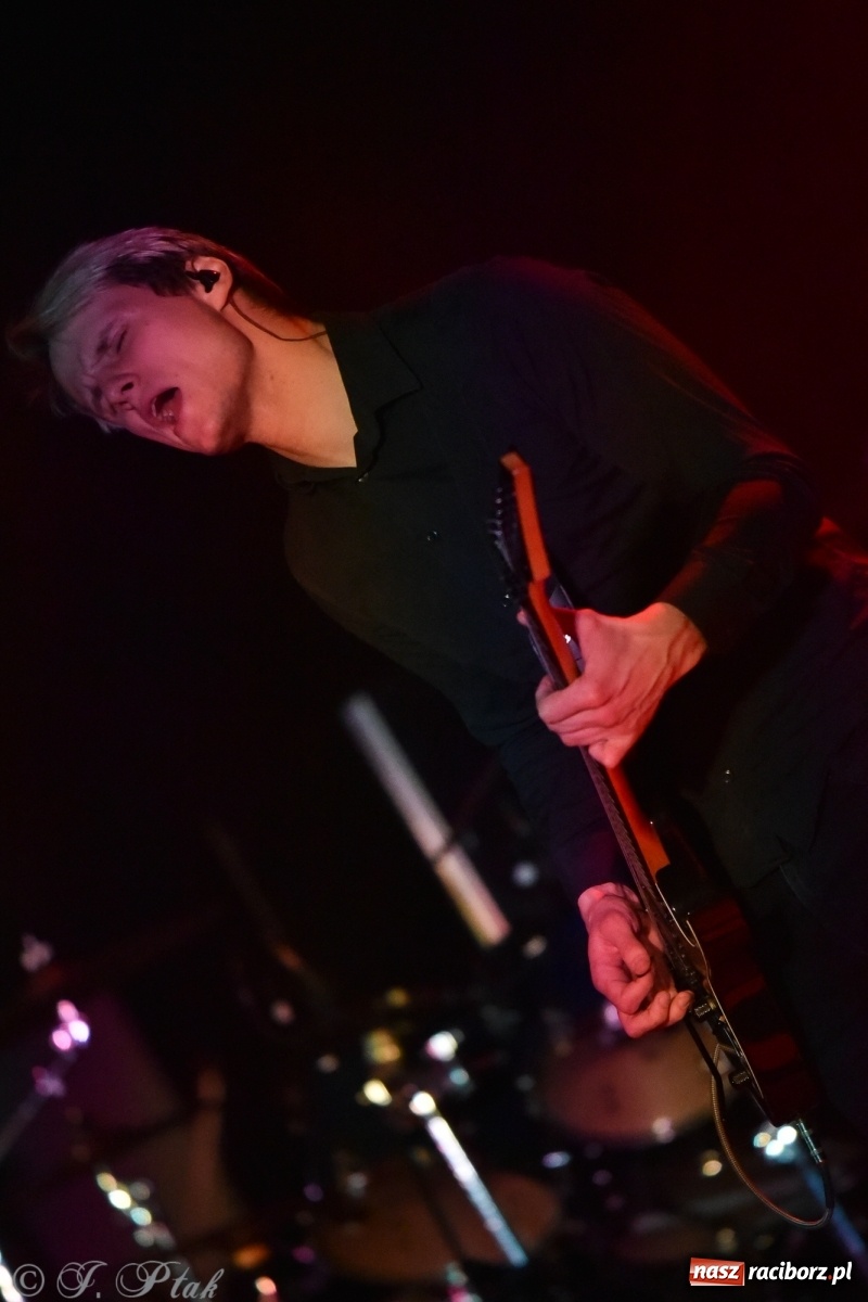 Zdjęcie w galerii na portalu naszraciborz.pl: Metallica symfonicznie. Pełna sala w RCK! wiadomości z regionu