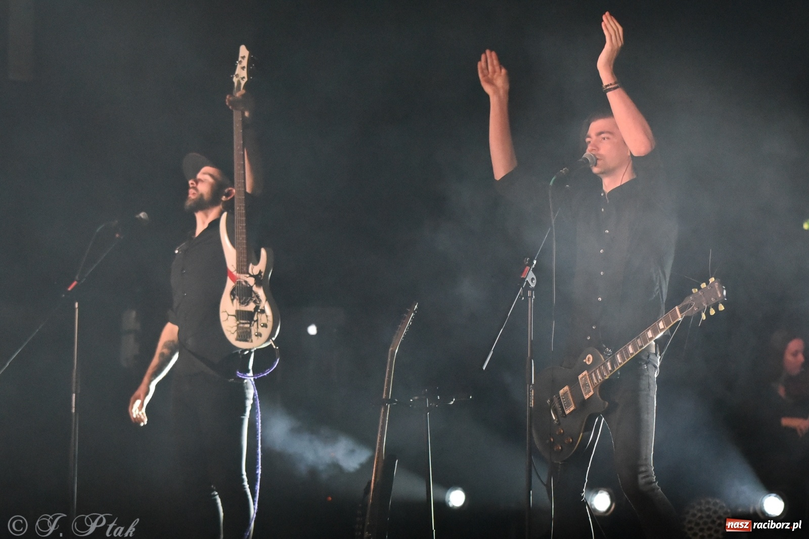 Zdjęcie w galerii na portalu naszraciborz.pl: Metallica symfonicznie. Pełna sala w RCK! wiadomości z regionu