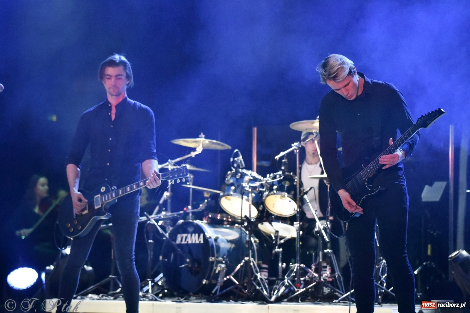 Zdjęcie w galerii na portalu naszraciborz.pl: Metallica symfonicznie. Pełna sala w RCK! wiadomości z regionu