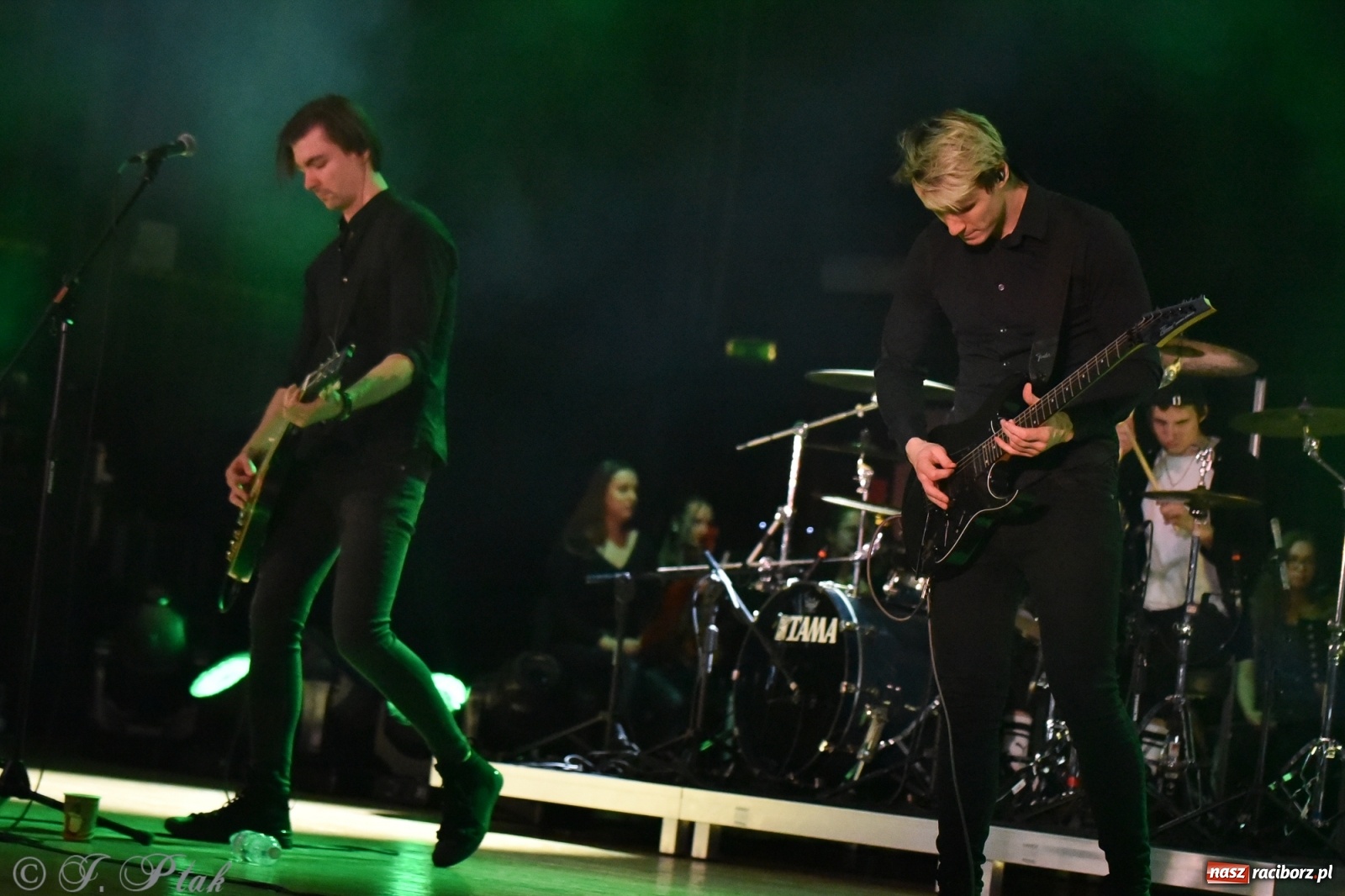 Zdjęcie w galerii na portalu naszraciborz.pl: Metallica symfonicznie. Pełna sala w RCK! wiadomości z regionu